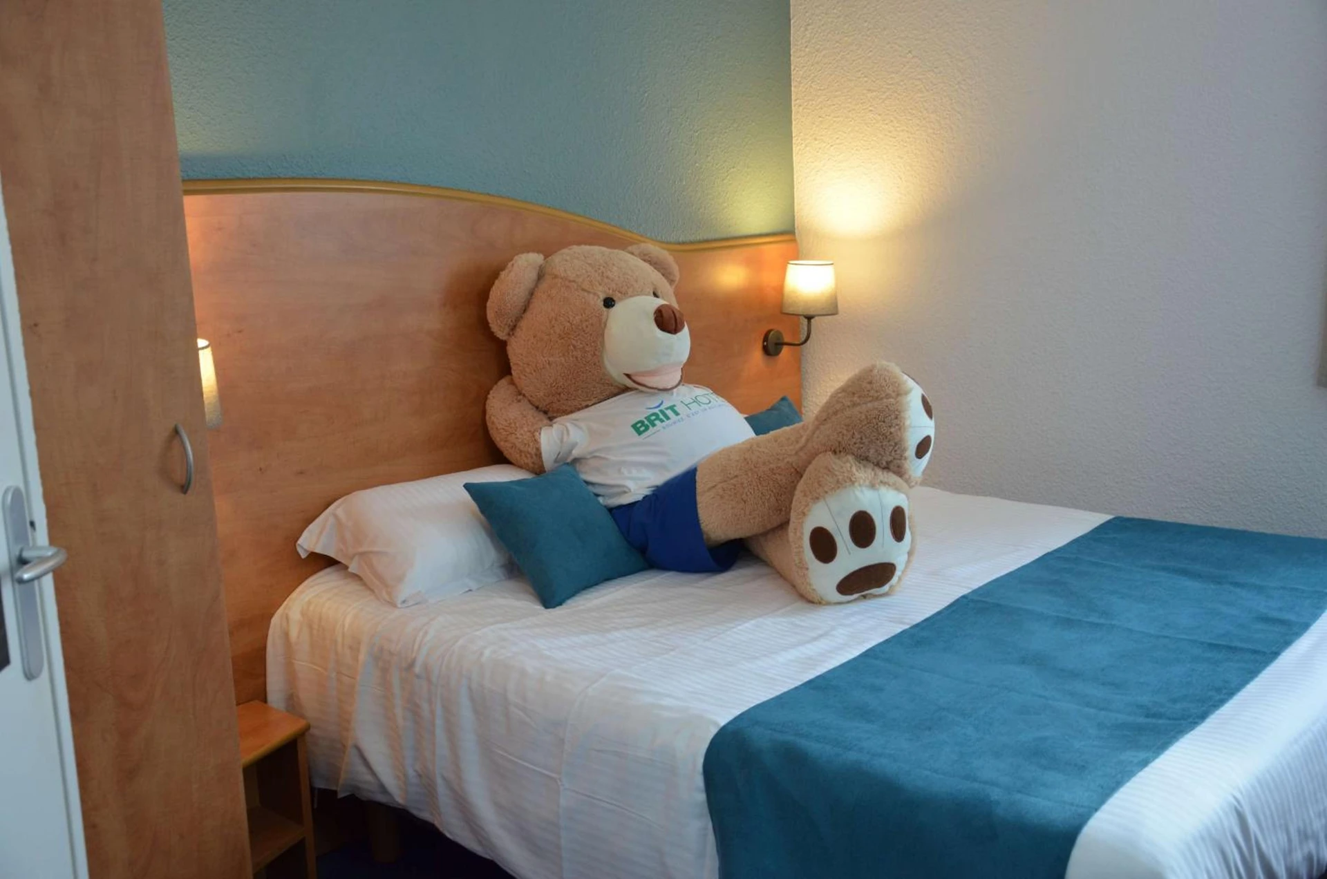 Chambre disponible pour un séminaire d'entreprise à BRIT HOTEL Caen Hérouville - Hérouville-Saint-Clair