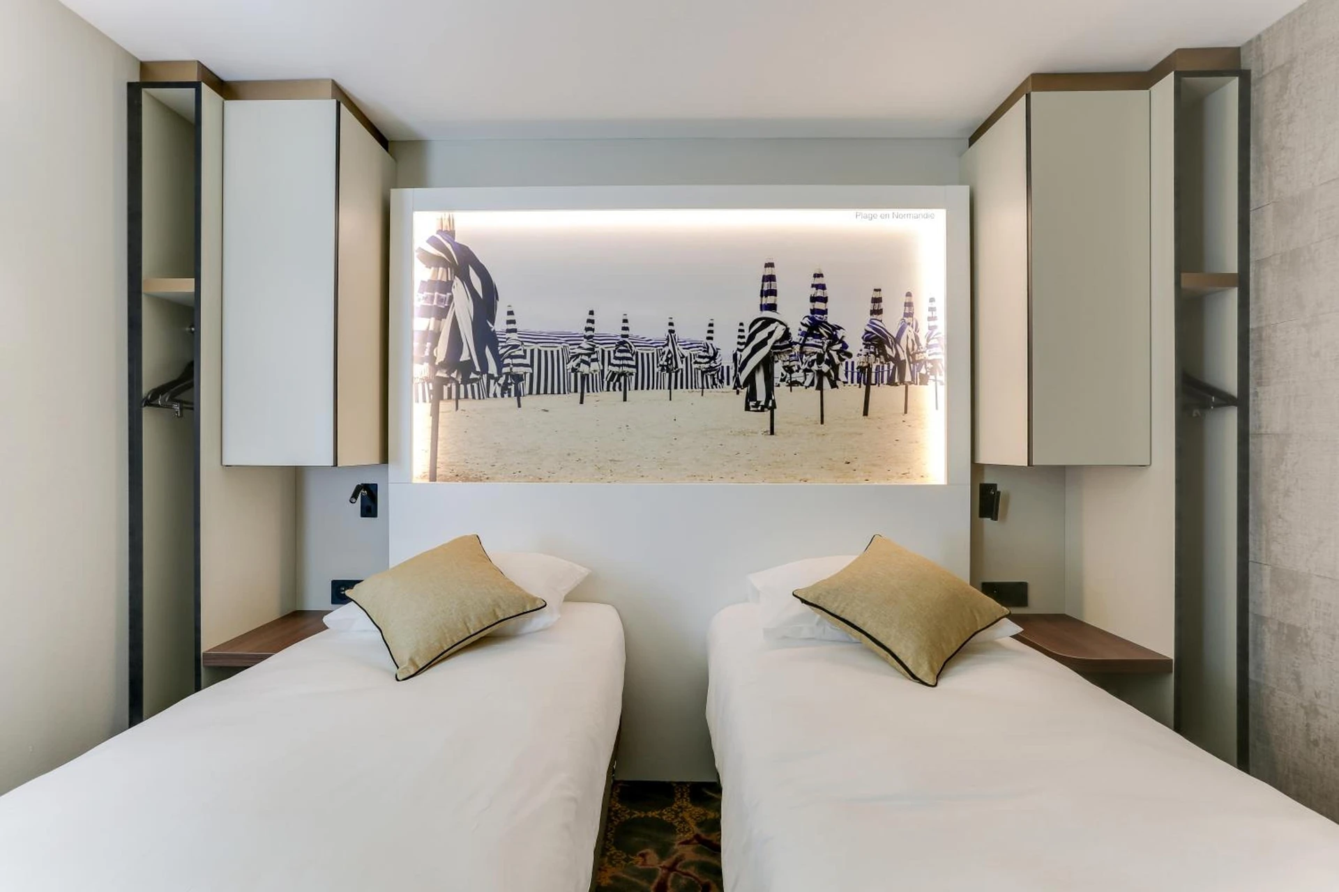 Chambre disponible pour un séminaire d'entreprise à Brit Hotel Caen Nord - Mémorial - Nice