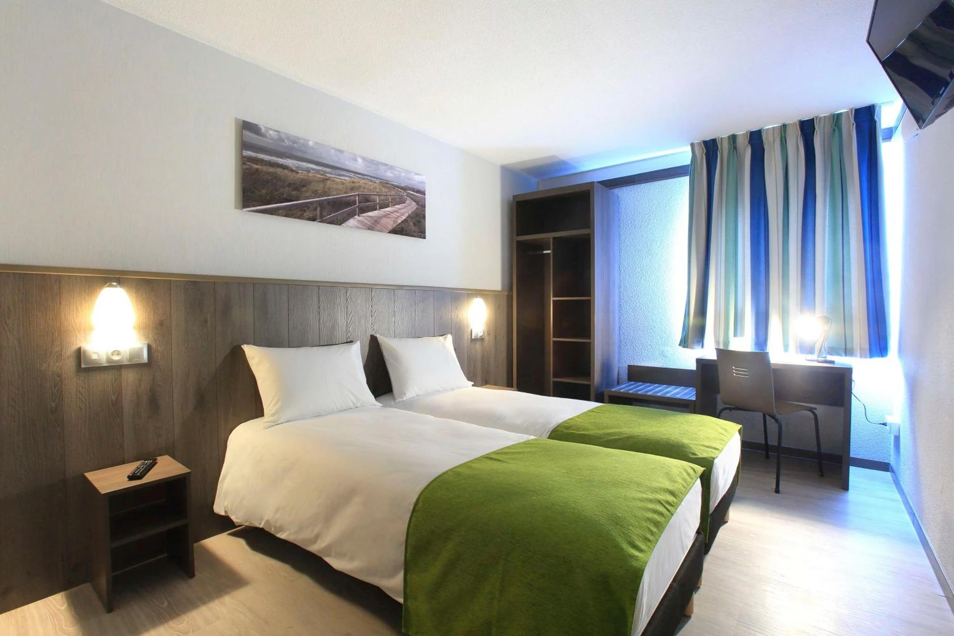 Salle de séminaire à Brit Hotel Calais - Organiser un événement professionnel à Calais