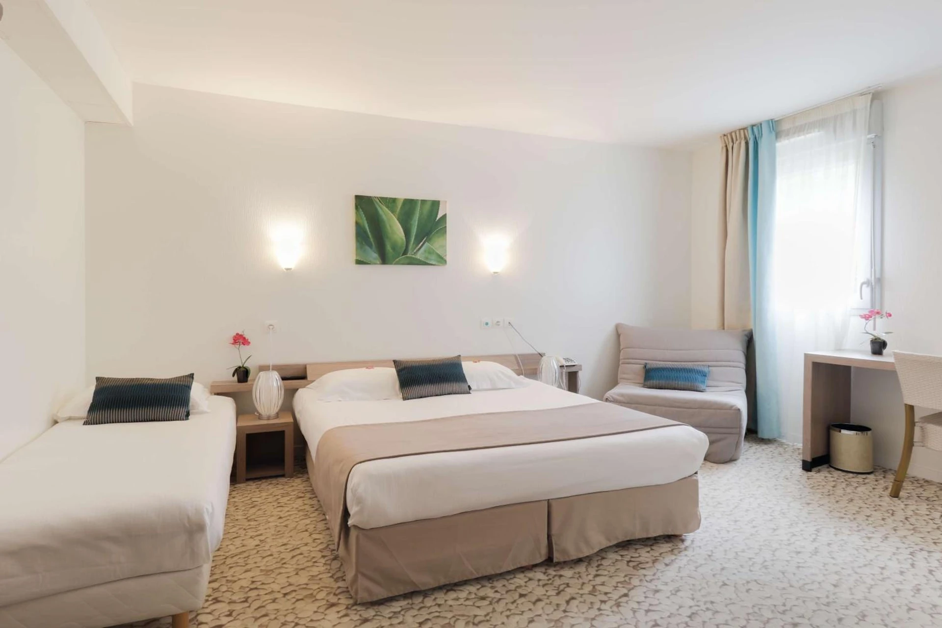 Chambre disponible pour un séminaire d'entreprise à Brit Hotel Alghotel - Bordeaux