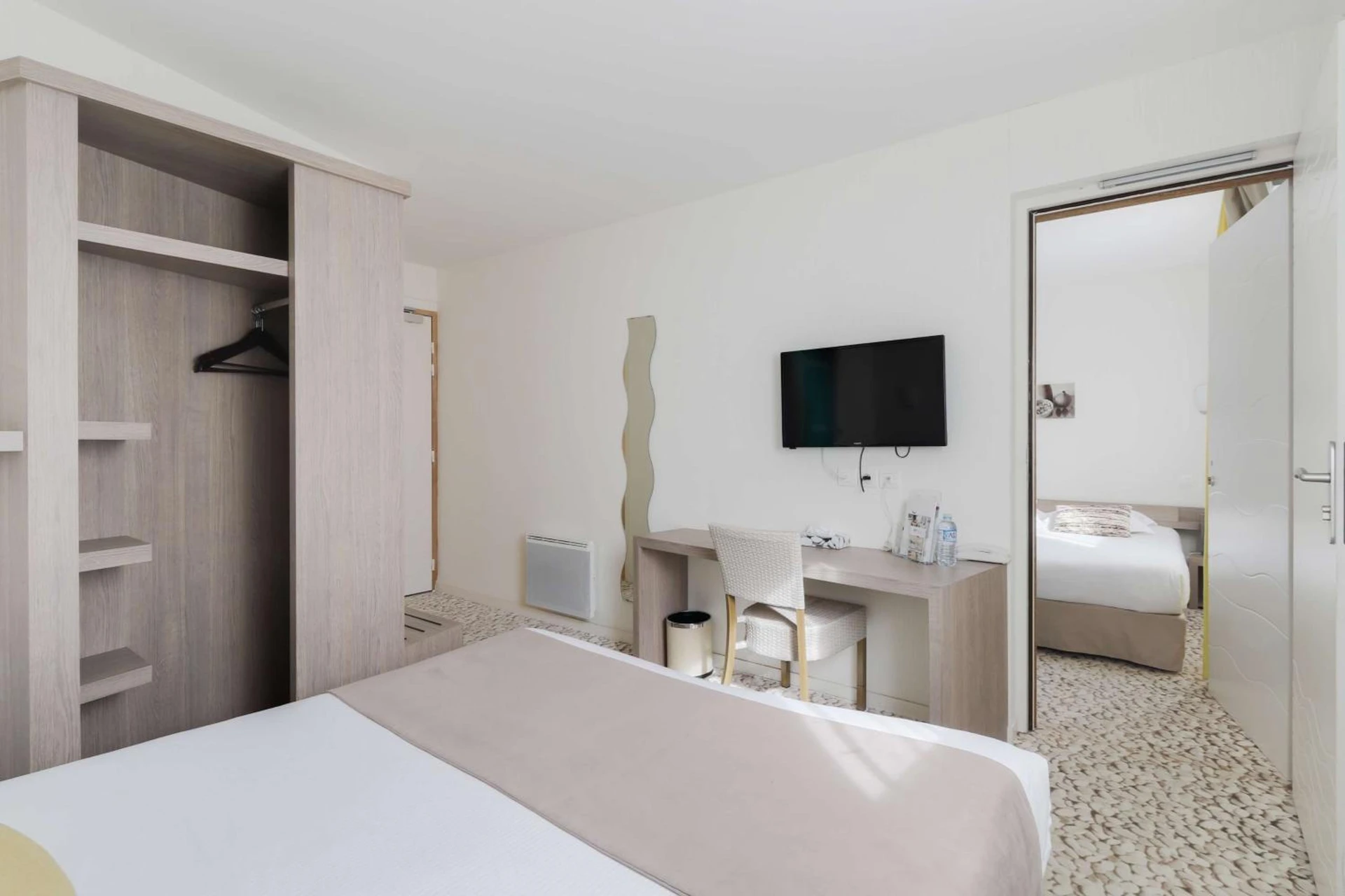 Magnifique chambre pour un séminaire d'entreprise à Brit Hotel Alghotel - Bordeaux