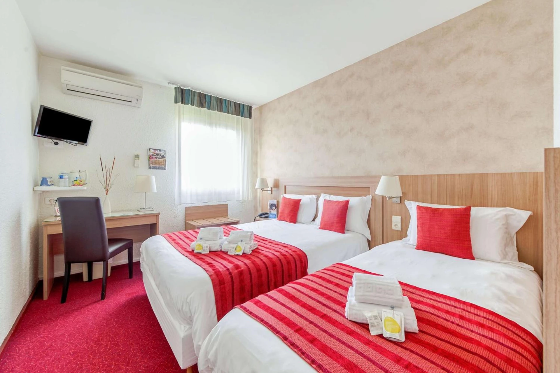 Chambre disponible pour un séminaire d'entreprise à Brit Hotel Confort Castres - Castres