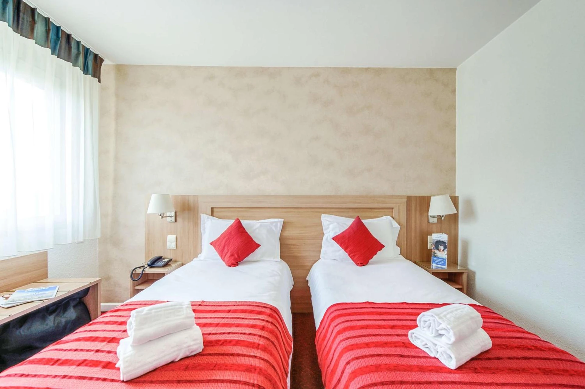Magnifique chambre pour un séminaire d'entreprise à Brit Hotel Confort Castres - Castres