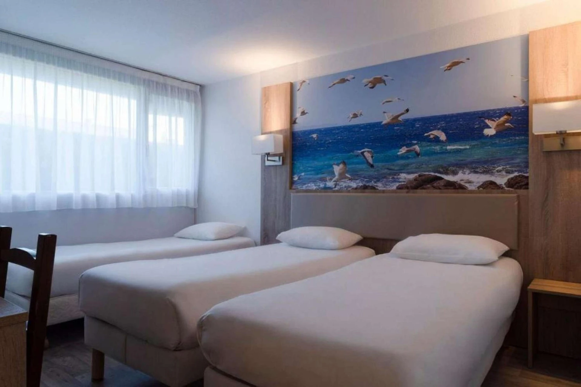 Chambre disponible pour un séminaire d'entreprise à BRIT HOTEL Confort MORLAIX - Saint-Martin-des-Champs