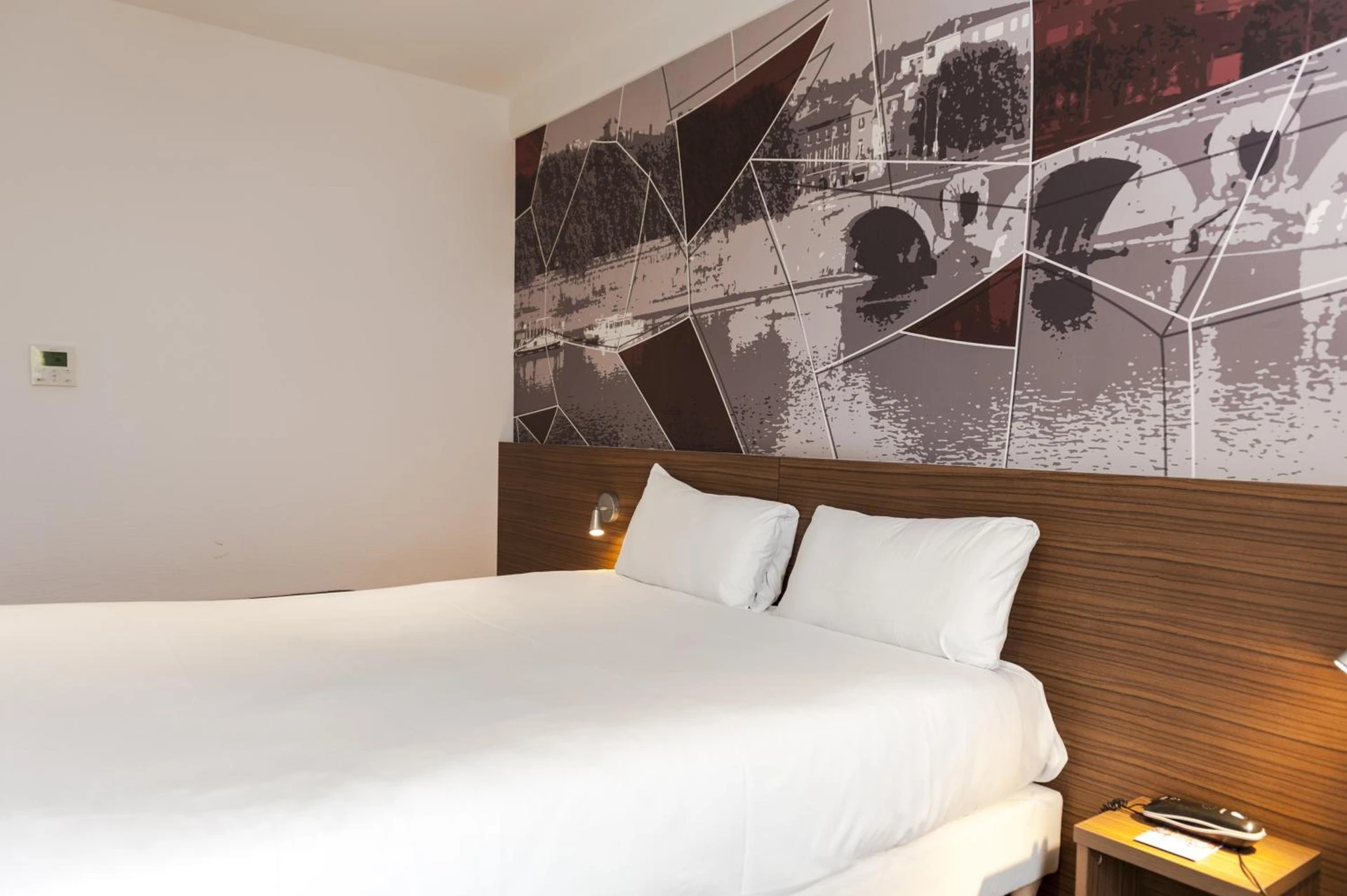 Magnifique chambre pour un séminaire d'entreprise à Brit Hotel Toulouse Colomiers – L’Esplanade - Colomiers