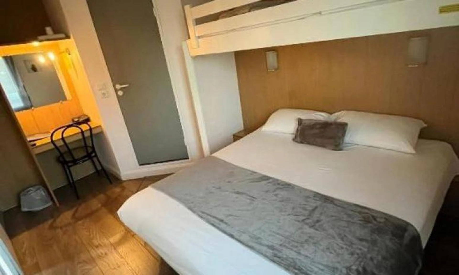 Organiser un séminaire d'entreprise : Brit Hotel Essentiel Pau Lescar à narbonne