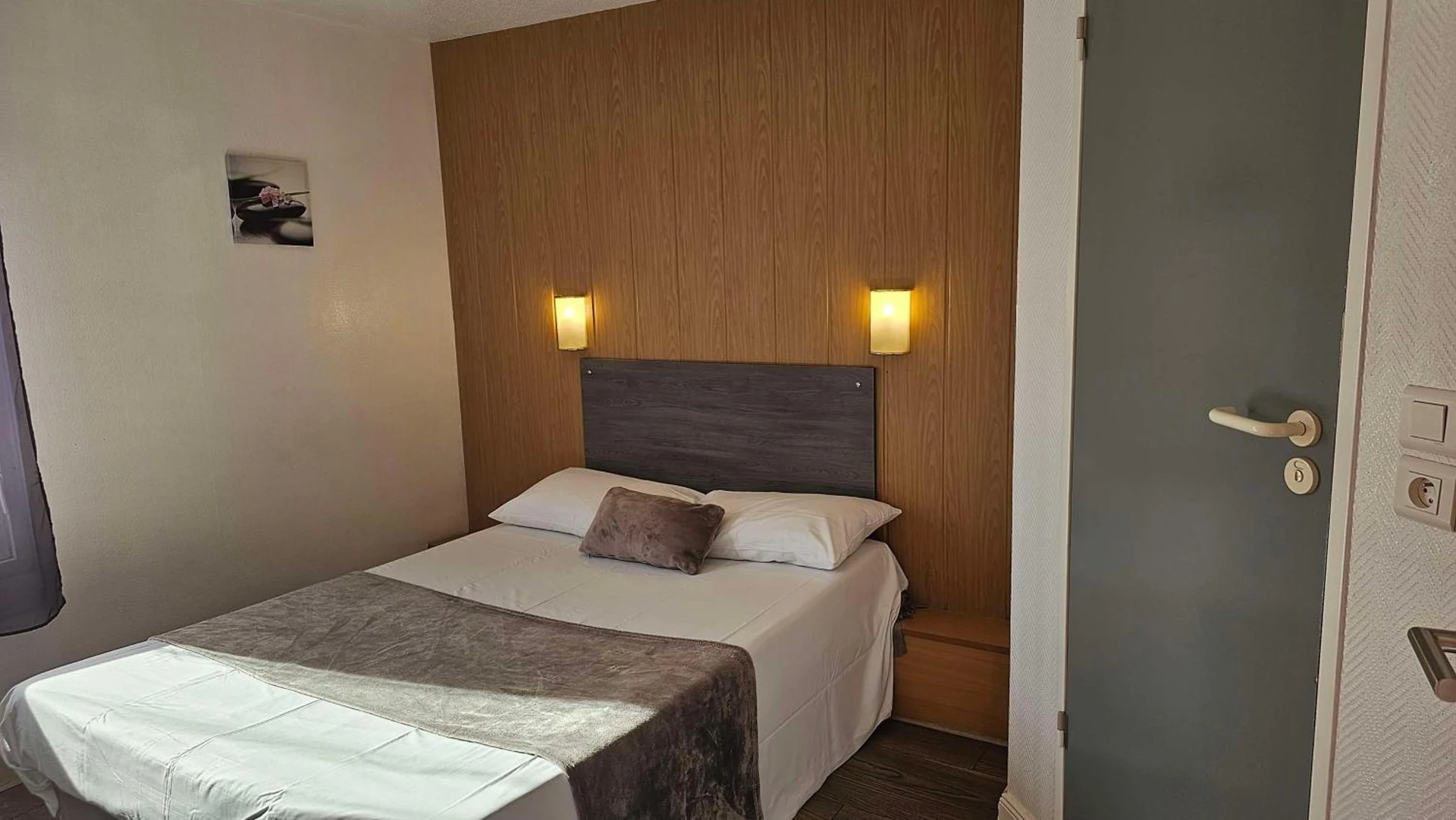 Organiser un séminaire d'entreprise : Brit Hotel Essentiel Pau Lescar à narbonne