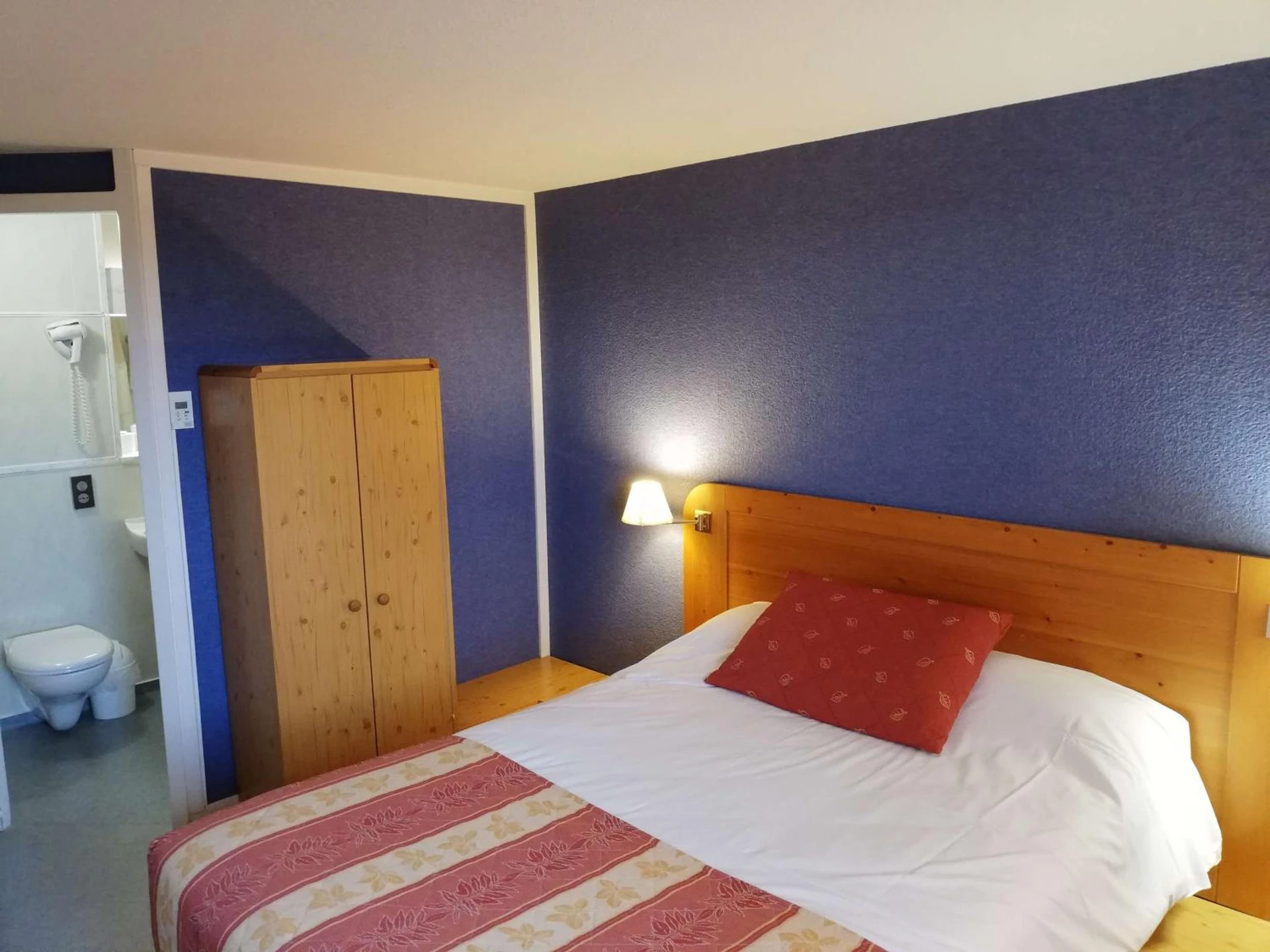 Chambre disponible pour un séminaire d'entreprise à Brit Hotel Vallee du Lot - Fumel