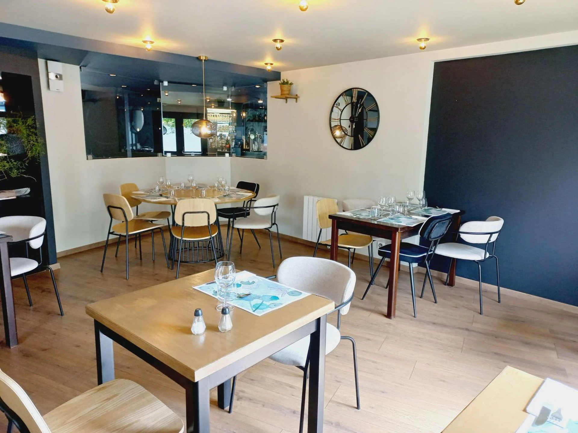 Organiser un séminaire d'entreprise : BRIT HOTEL LORIENT Le Kerotel à lyon-6e-arrondissement