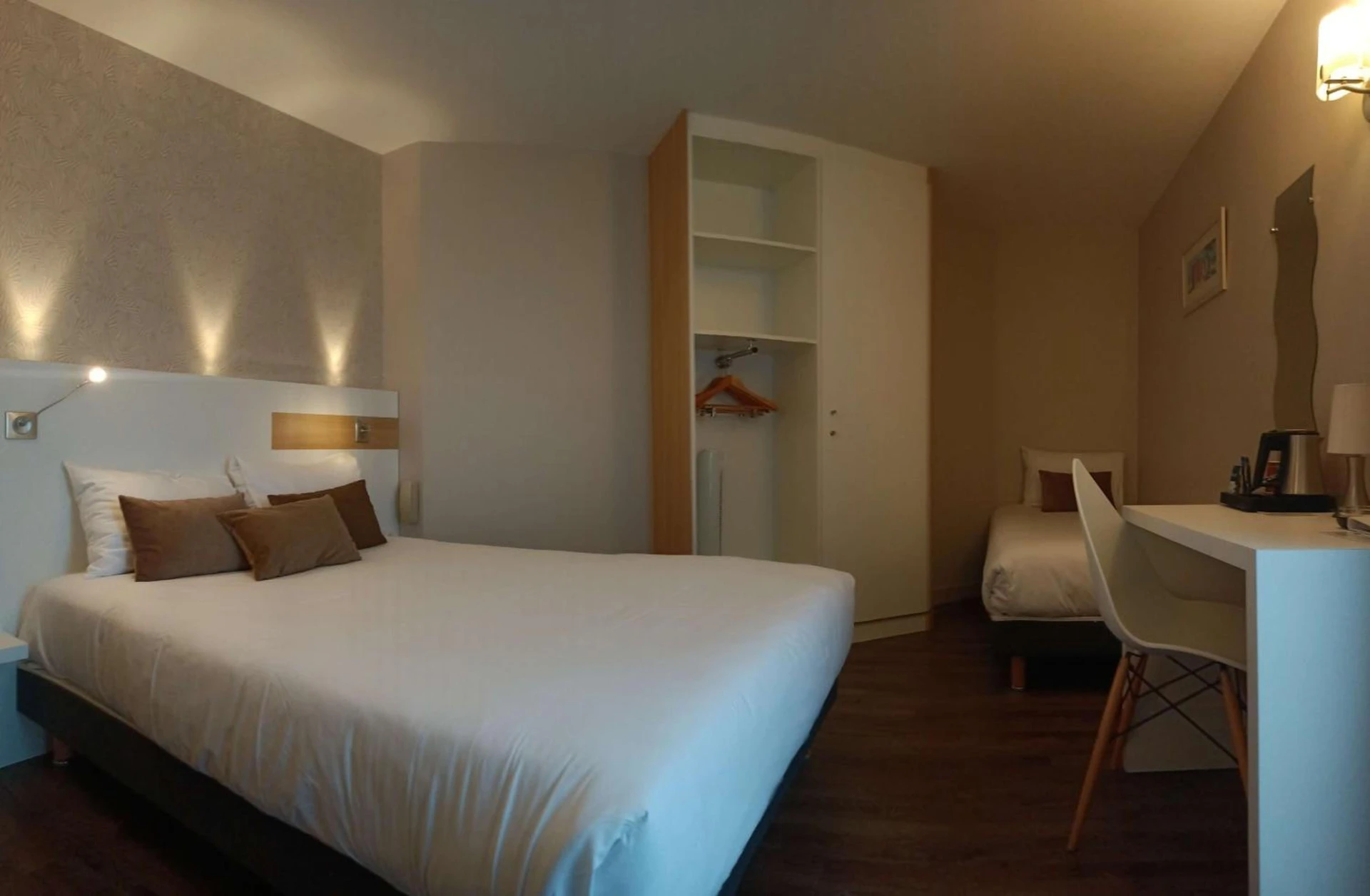 Magnifique chambre pour un séminaire d'entreprise à Brit Hotel Les Alizes - Pornic