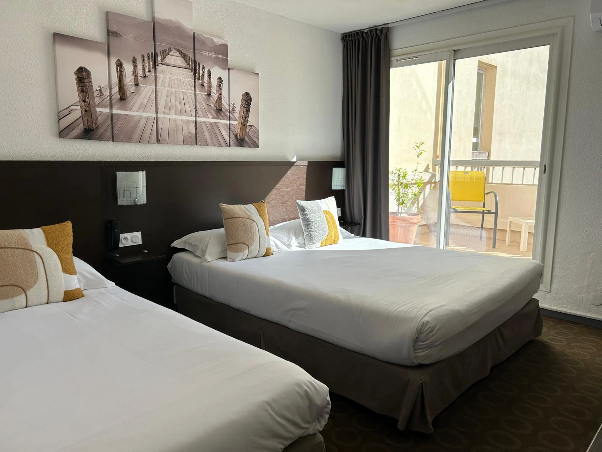 Magnifique chambre pour un séminaire d'entreprise à Brit Hotel Opal Centre Port - Le Cap d'Agde