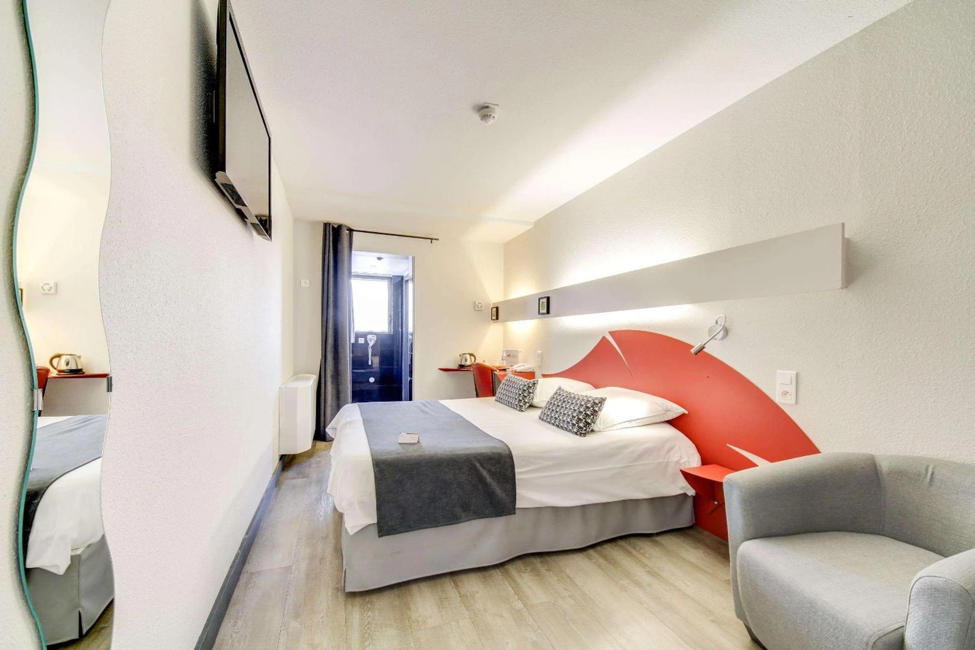 Chambre disponible pour un séminaire d'entreprise à Brit Hotel Porte d'Espagne - Perpignan