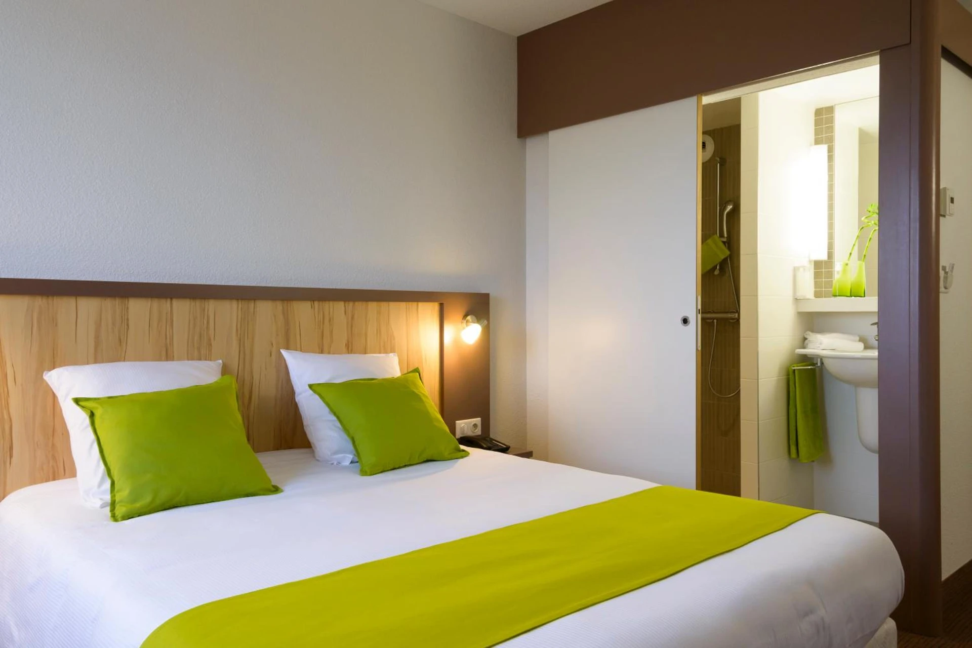 Chambre disponible pour un séminaire d'entreprise à Brit Hotel Reims Croix Blandin - Reims