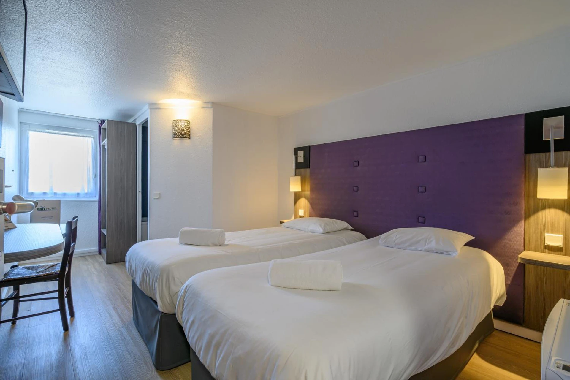 Magnifique chambre pour un séminaire d'entreprise à Brit Hotel Reims La Neuvillette - Reims