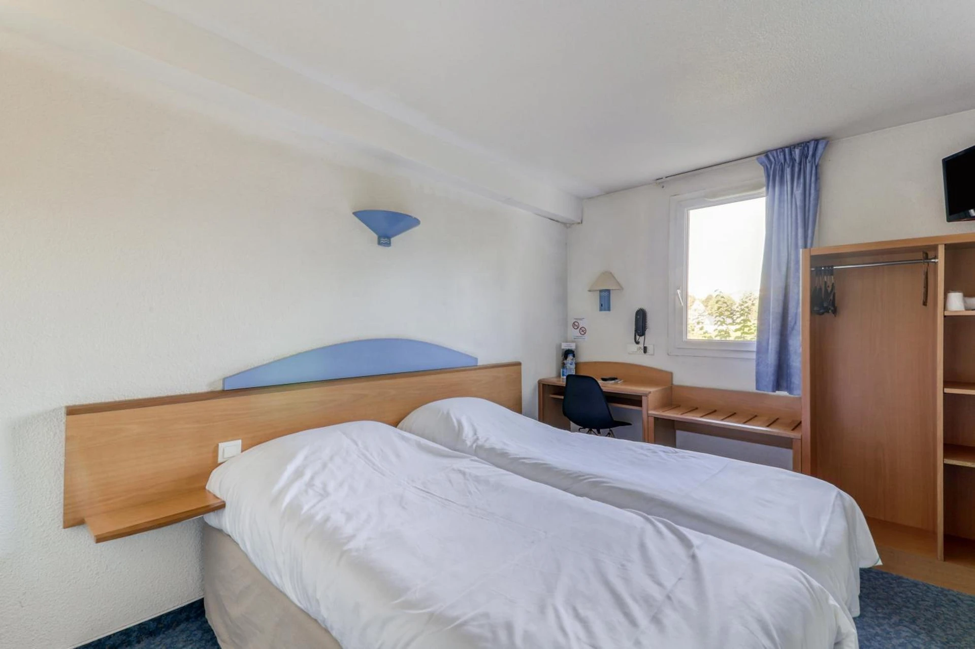 Chambre disponible pour un séminaire d'entreprise à Brit Hotel Essentiel Saint-Flour - Saint-Flour