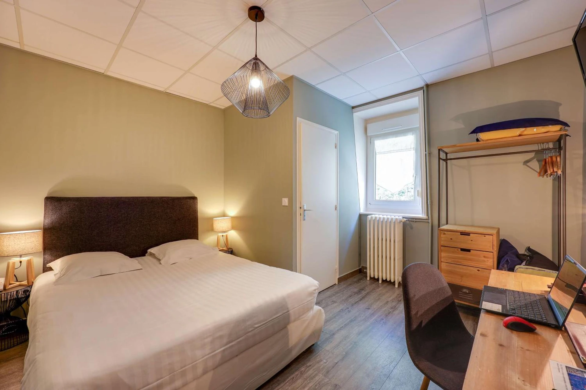 Chambre disponible pour un séminaire d'entreprise à BRIT HOTEL & SPA Le Roc au Chien - Bagnoles-de-l'Orne