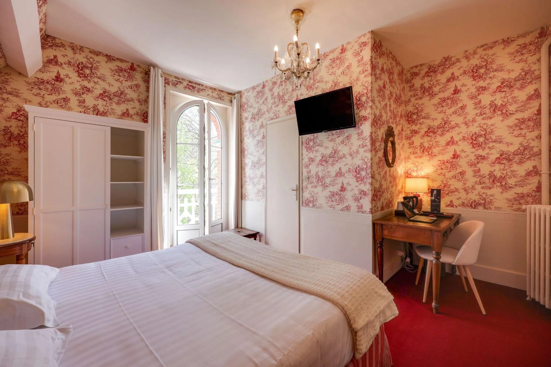 Chambre disponible pour un séminaire d'entreprise à BRIT HOTEL & SPA Le Roc au Chien - Bagnoles-de-l'Orne
