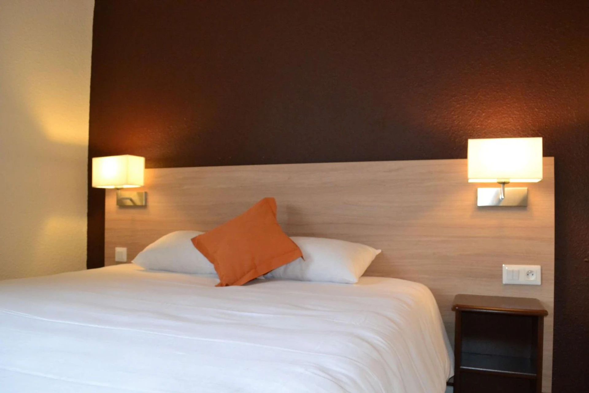 Chambre disponible pour un séminaire d'entreprise à Brit Hotel Essentiel Tours Nord - Tours