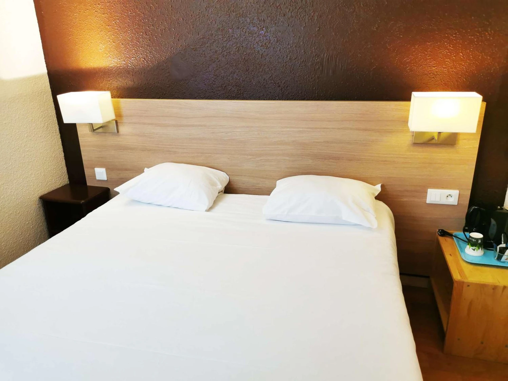 Chambre disponible pour un séminaire d'entreprise à Brit Hotel Essentiel Tours Nord - Tours