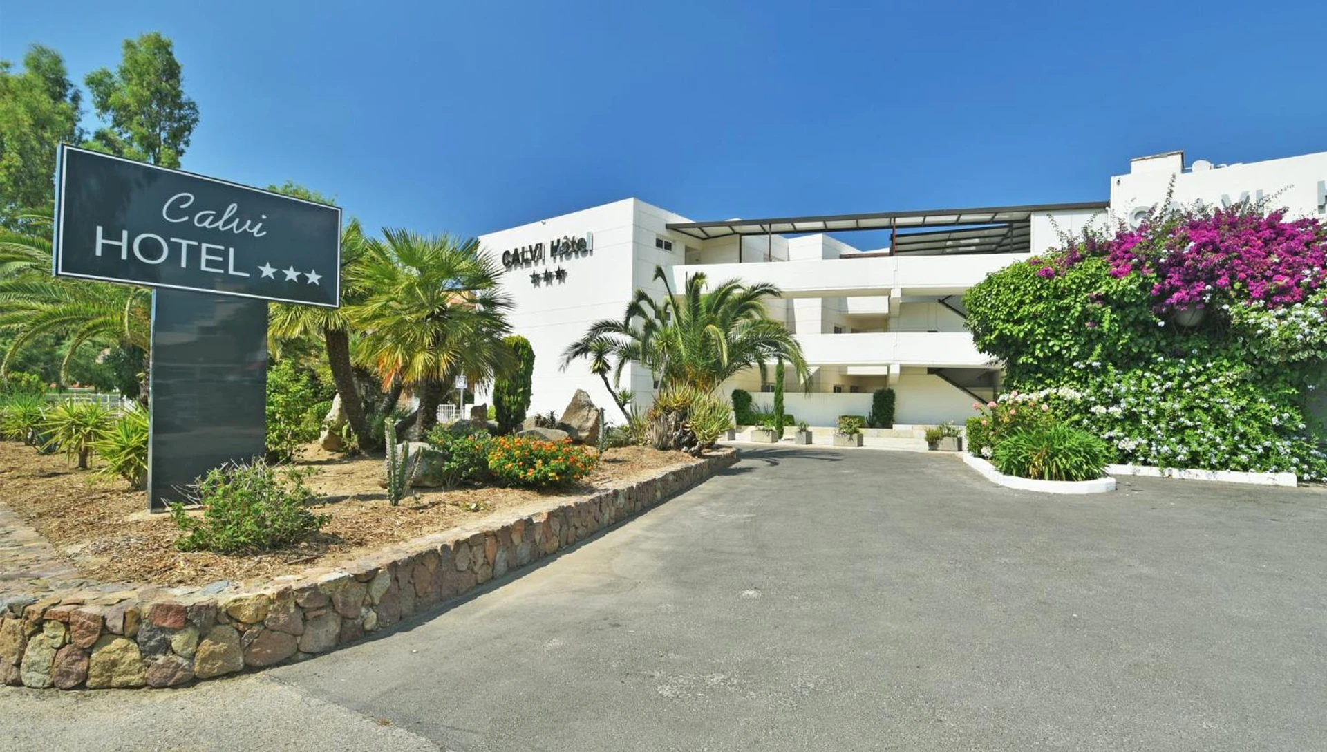 Ambiance de travail pour séminaire d'entreprise à Calvi Hôtel - Calvi