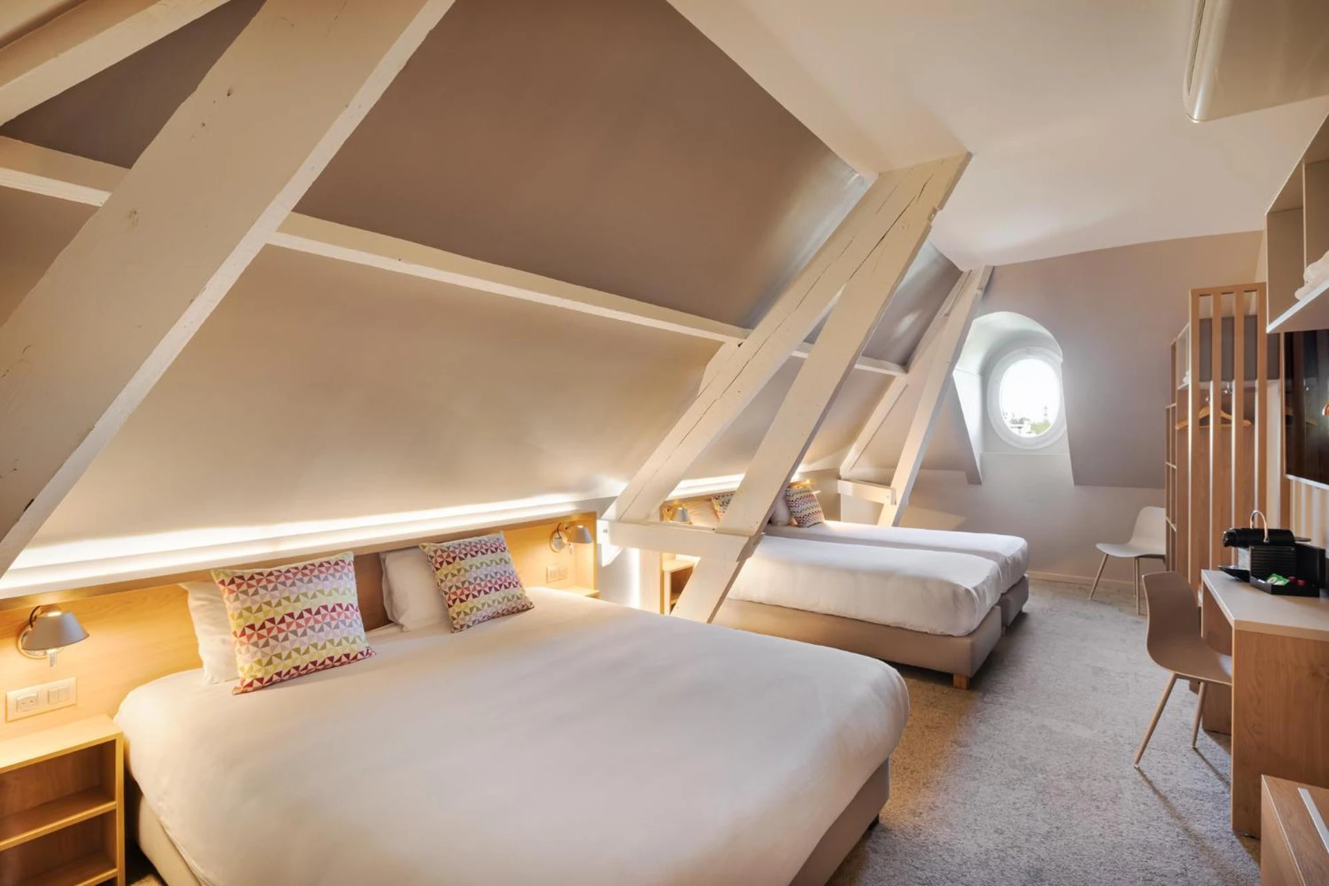 Chambre disponible pour un séminaire d'entreprise à Campanile Caen Centre Gare - Caen