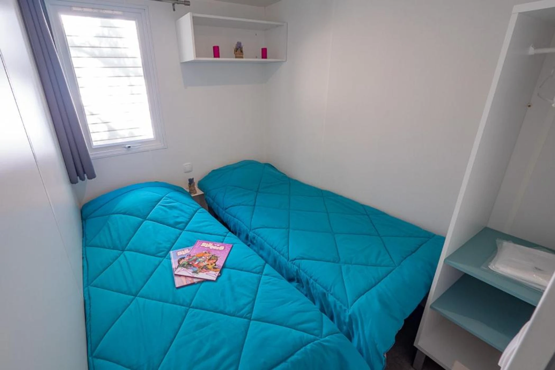 Chambre disponible pour un séminaire d'entreprise à Camping Au Tour de l'Aveyron - LʼHospitalet-du-Larzac