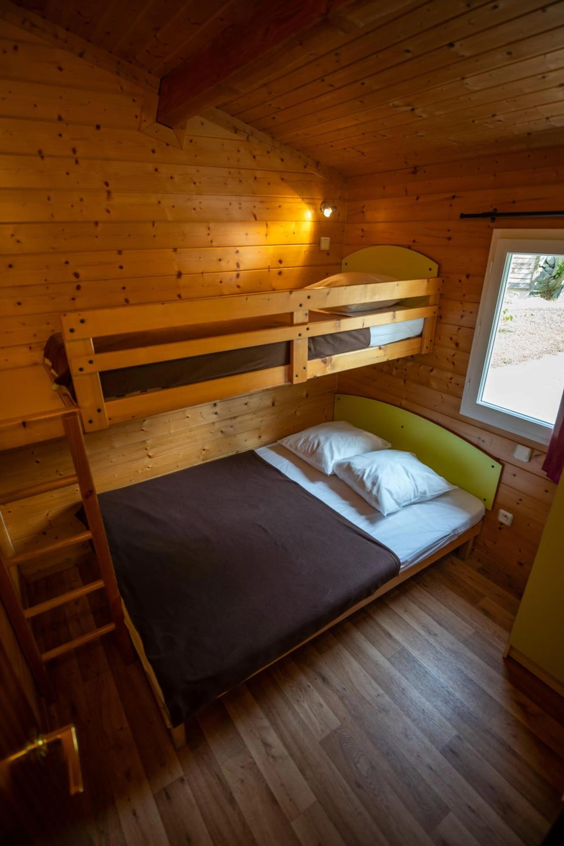 Chambre disponible pour un séminaire d'entreprise à Camping Beau Rivage - Navarrenx