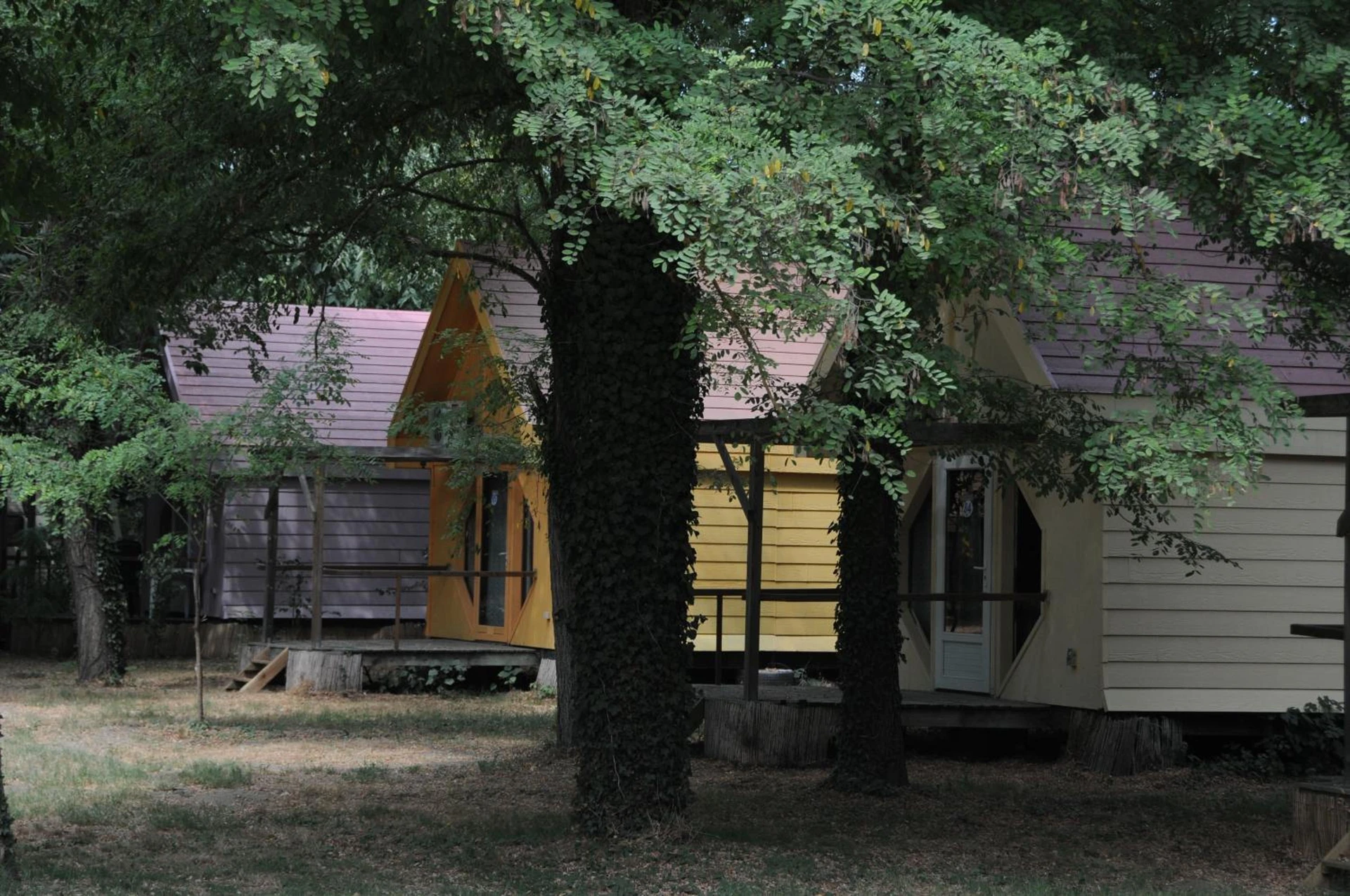 Magnifique chambre pour un séminaire d'entreprise à Camping Paradis Bellerive - Montfrin