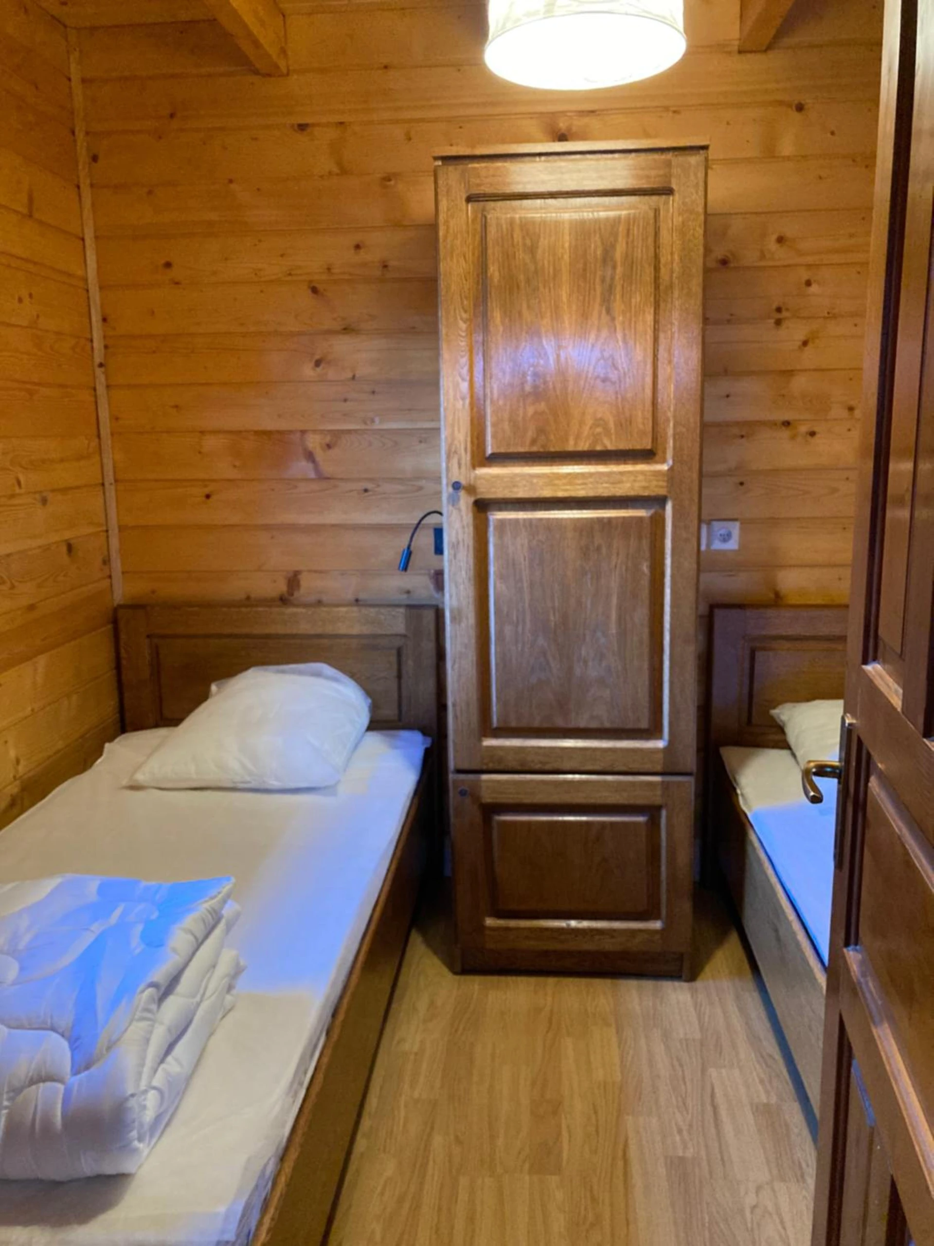 Magnifique chambre pour un séminaire d'entreprise à Camping-Chalets La Favière - Lac des Rouges Truites