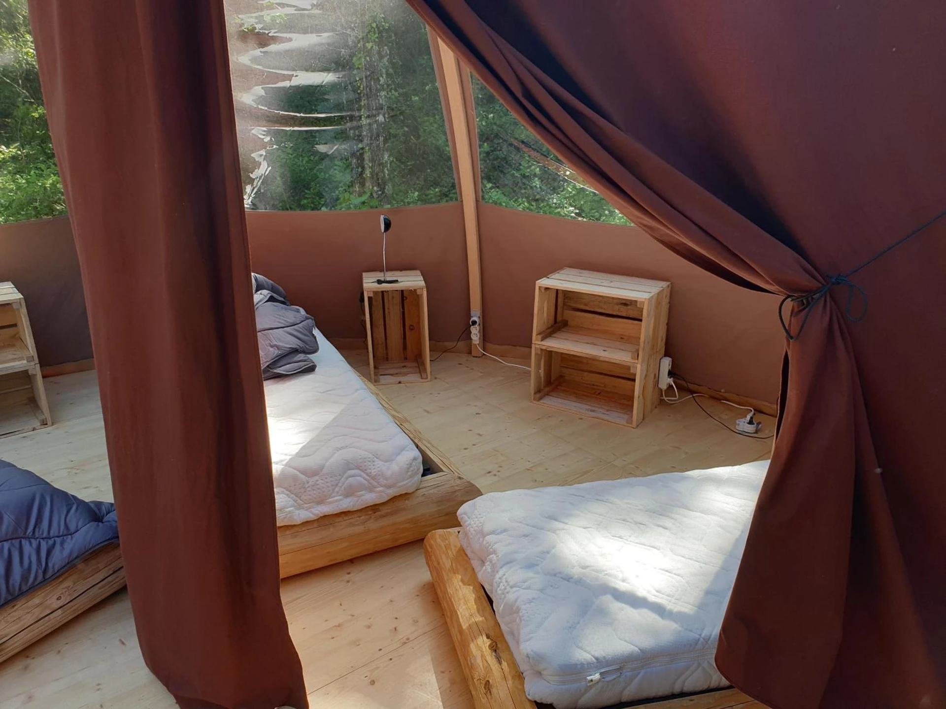 Chambre disponible pour un séminaire d'entreprise à Camping de Graniers - Monoblet