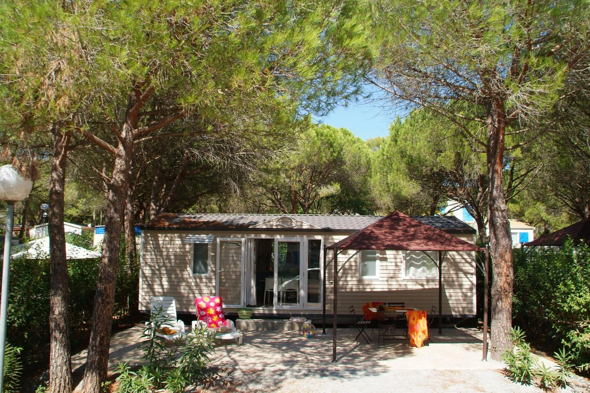 Chambre disponible pour un séminaire d'entreprise à Camping Resort La Baume La Palmeraie - Fréjus