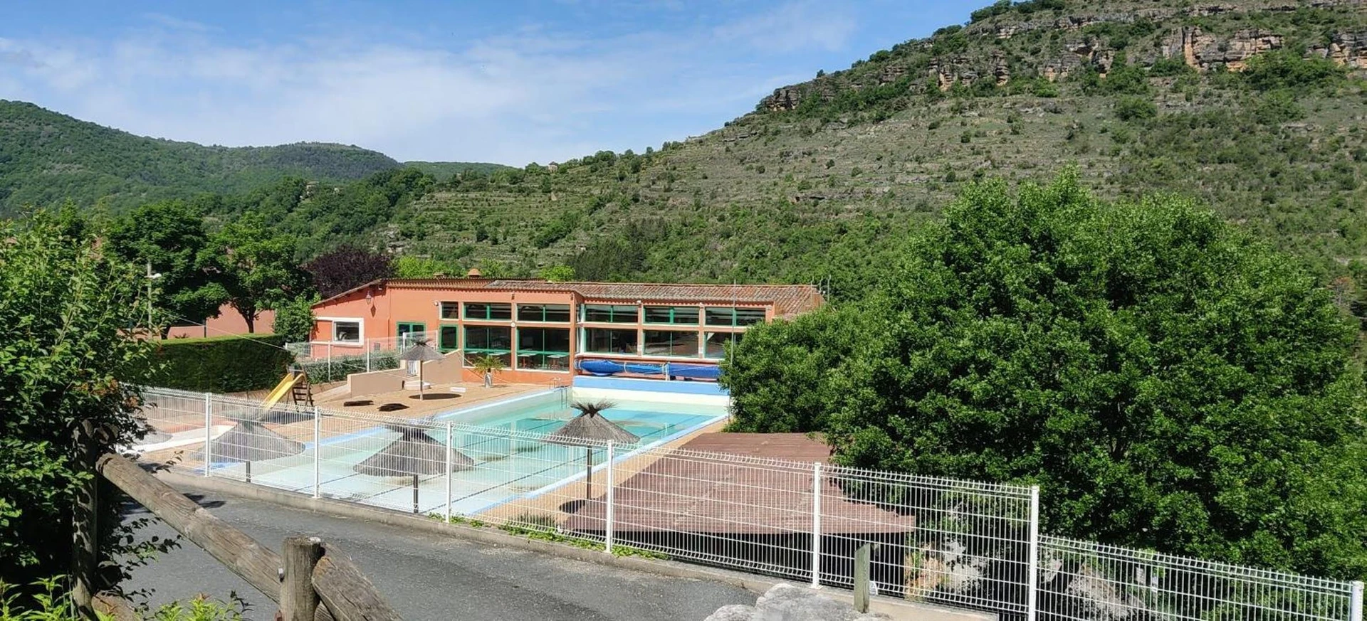 Organiser un séminaire d'entreprise : Camping de la Cascade à saint-rome-de-tarn