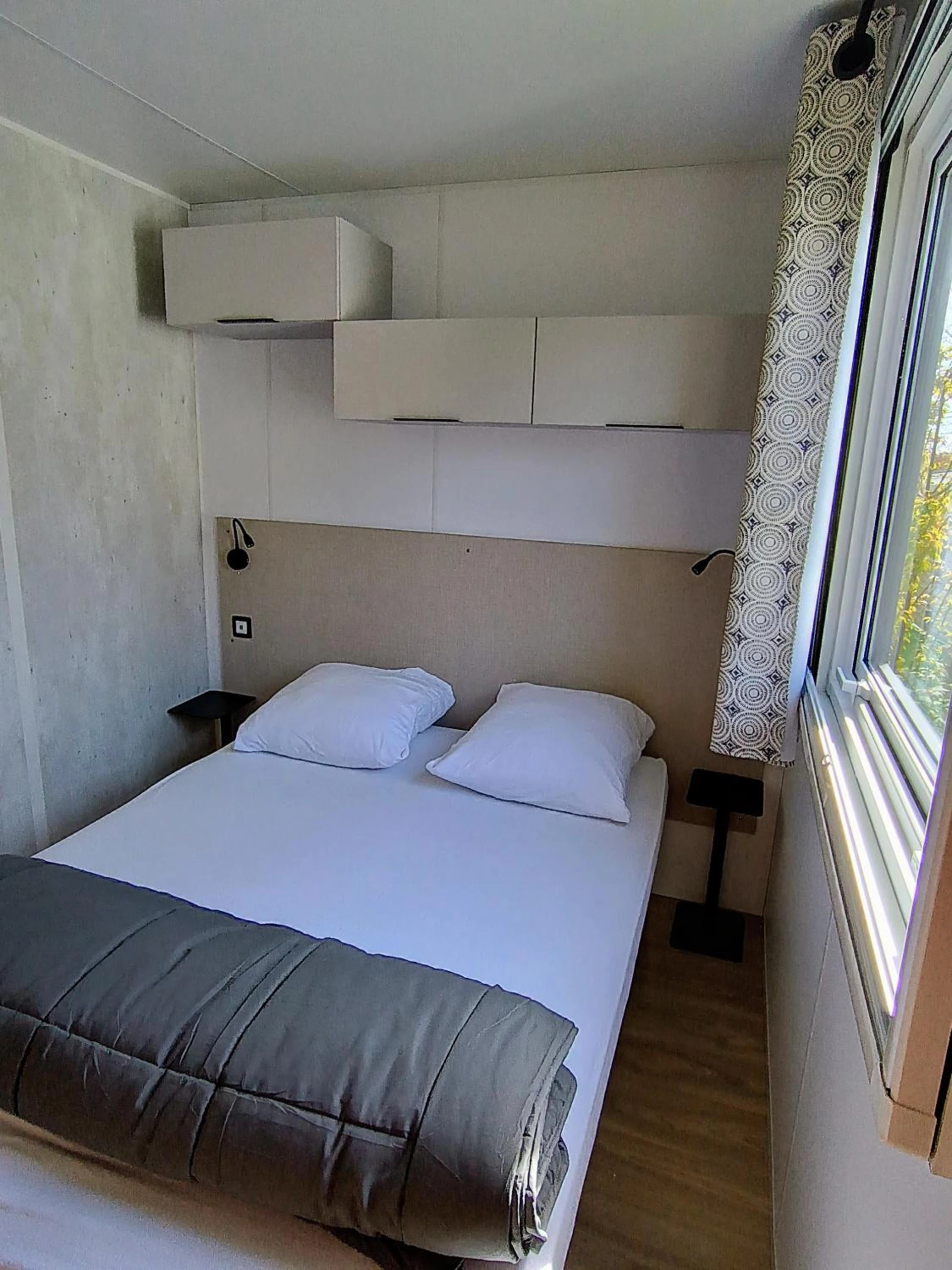 Chambre disponible pour un séminaire d'entreprise à Camping de la Tour AMBON - Ambon