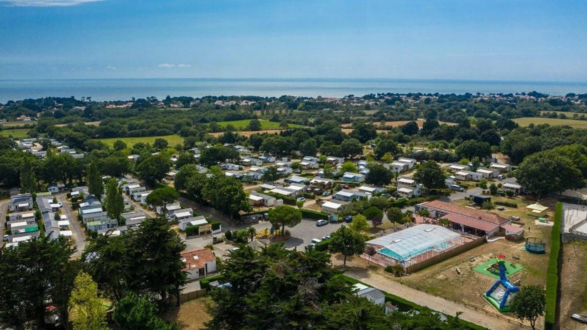 Ambiance de travail pour séminaire d'entreprise à Camping Les Moutiers-en-Retz - Prigny