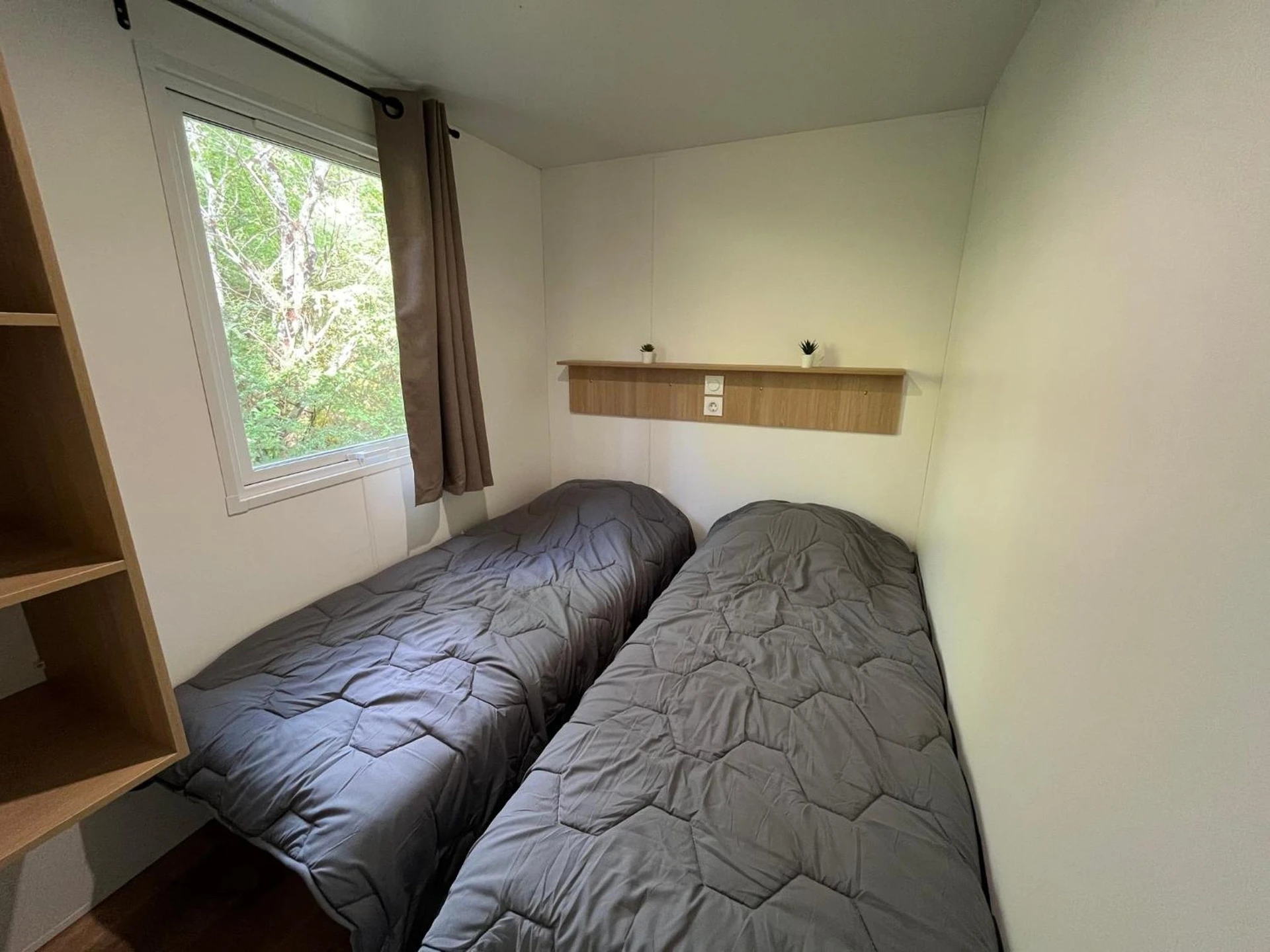 Chambre disponible pour un séminaire d'entreprise à Camping de Tauves - Tauves