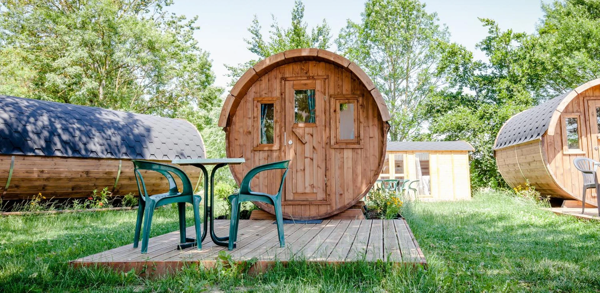 Lieu convivial pour un séminaire d'entreprise à Camping de Tournus - Drole de cabane - Tournus - En savoir plus 