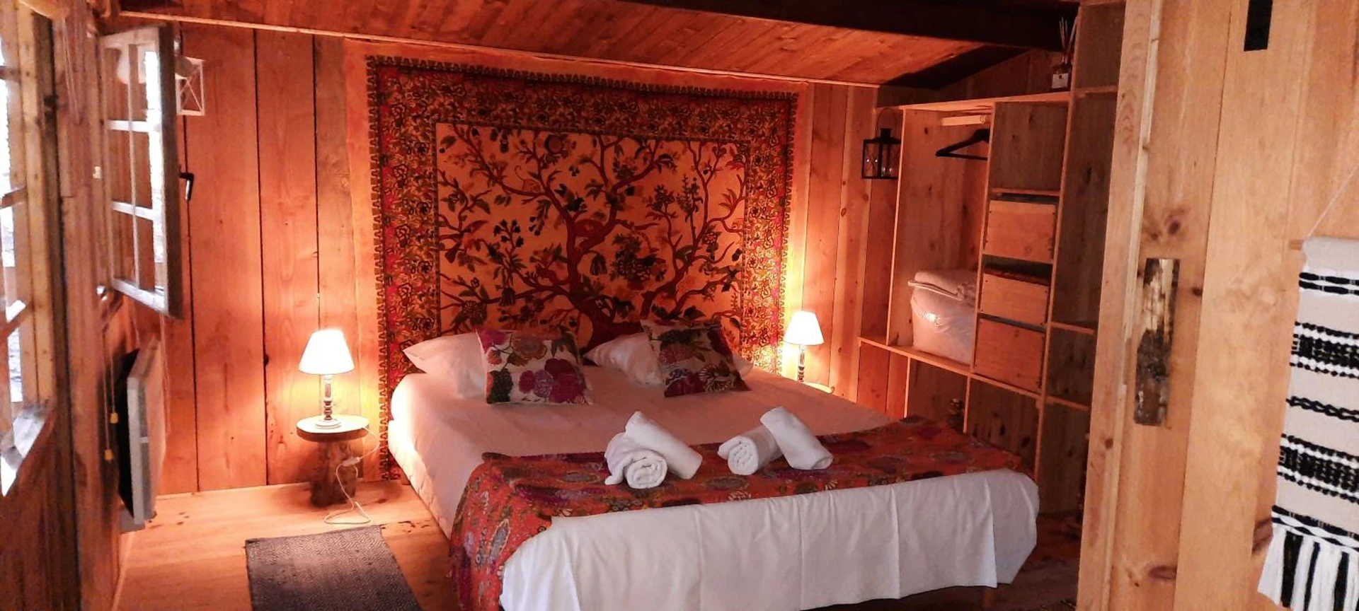 Chambre disponible pour un séminaire d'entreprise à Domaine de la Vitarelle Glamping - Villanière