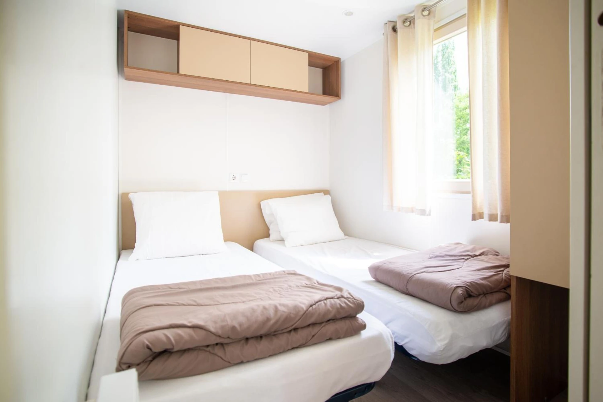 Chambre disponible pour un séminaire d'entreprise à Camping du Château Vert - Hondainville
