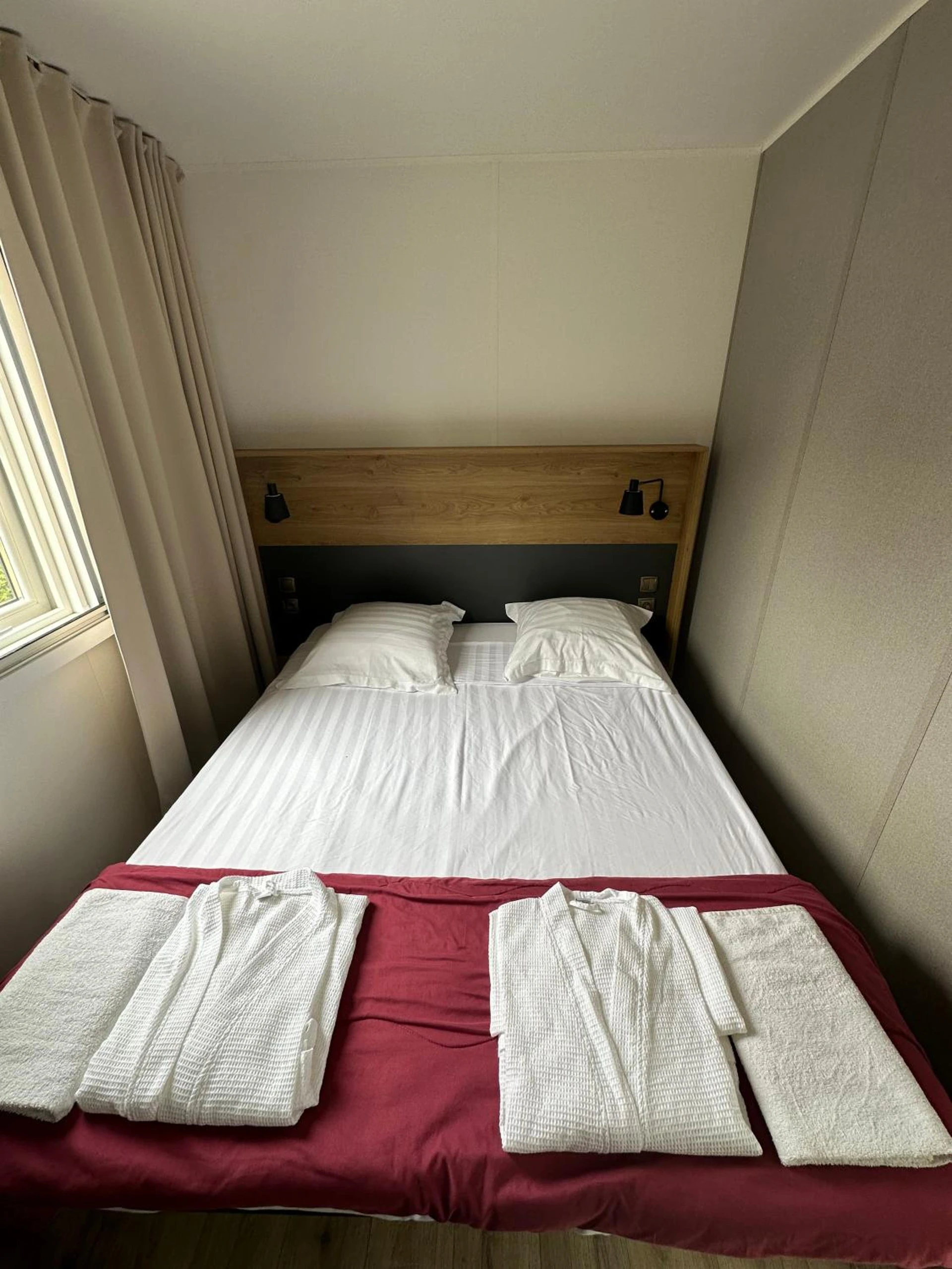 Chambre disponible pour un séminaire d'entreprise à Camping du Château Vert - Hondainville