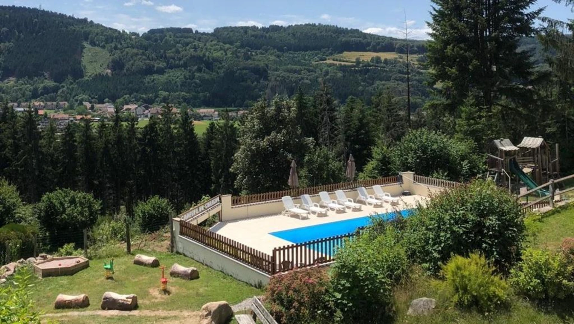 Organiser un séminaire d'entreprise : Camping du Château à granges-sur-vologne