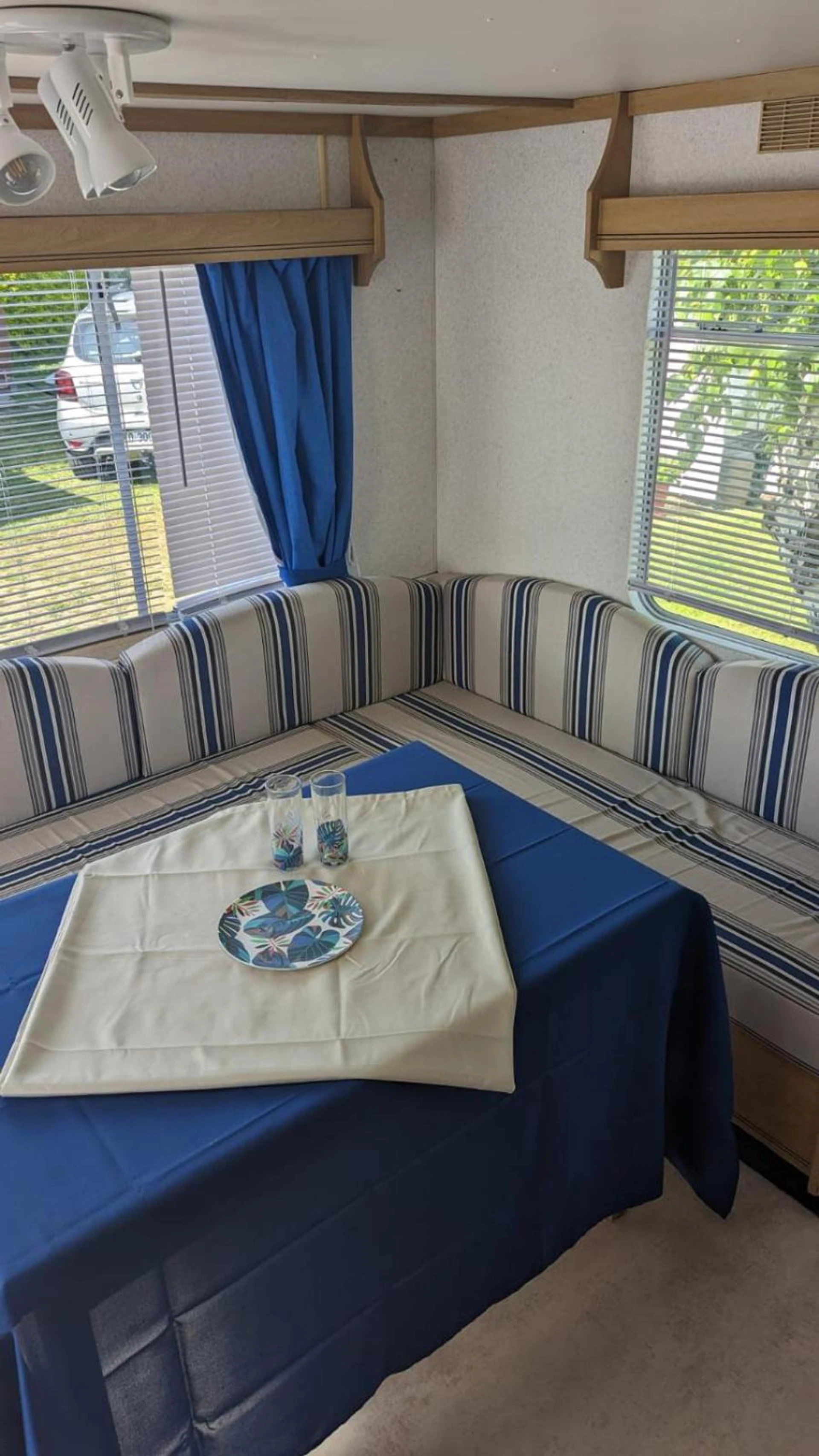 Lieu convivial pour un séminaire d'entreprise à Mobil home avec terrasse camping du gouffre numéro 88 plougrescant - Plougrescant - En savoir plus 