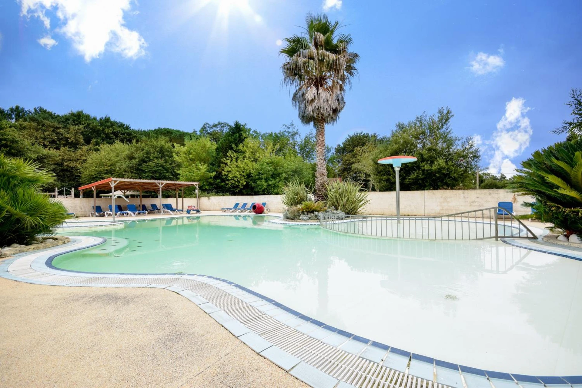 Chambre à Mobil-home climatisé, camping 3étoiles, 5 min du Lac et à 15 min de Mimizan-Plage - Organiser un séminaire d'entreprise à Sainte-Eulalie-en-Born