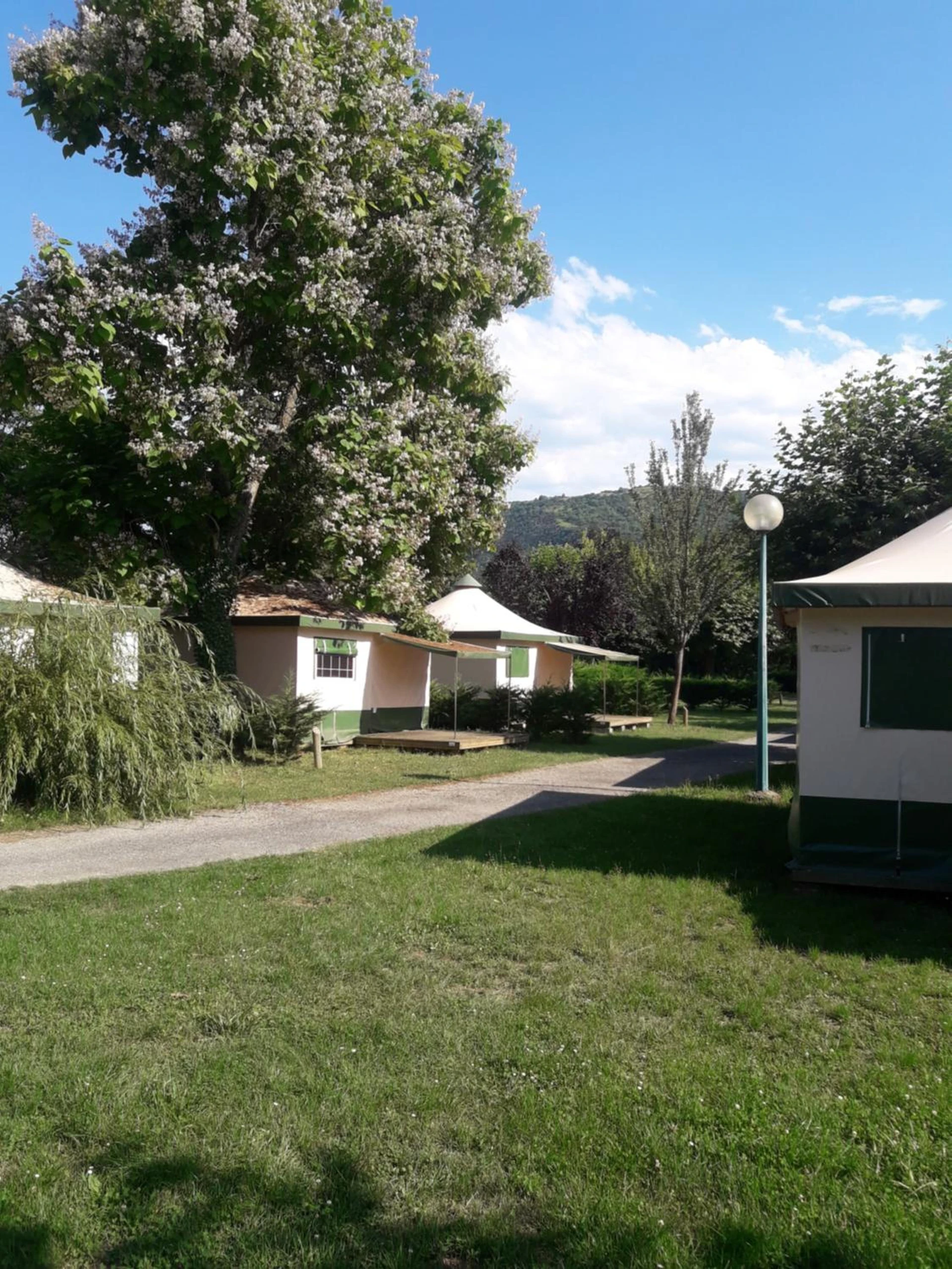 Chambre disponible pour un séminaire d'entreprise à Camping du Lac - Foix