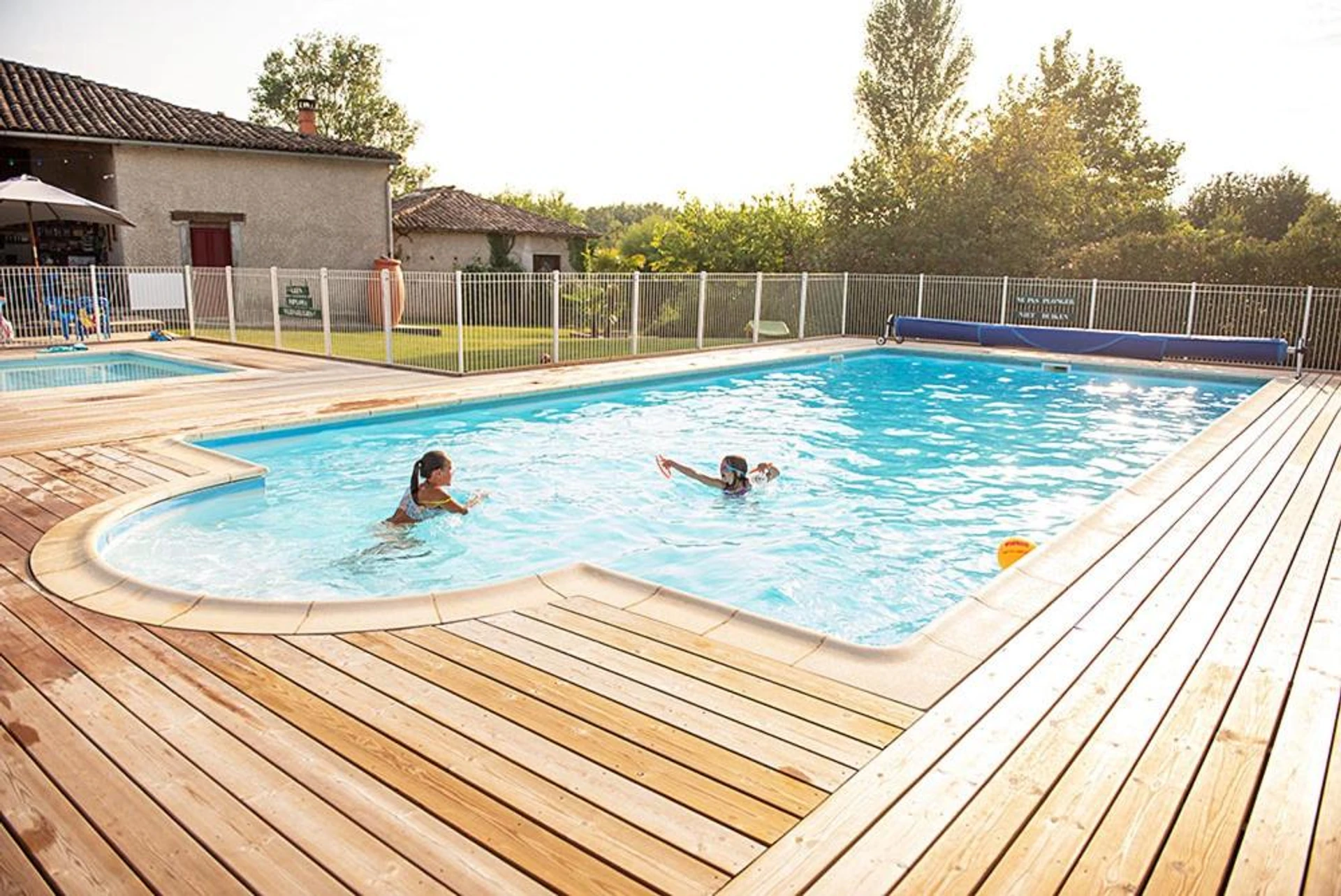 Salle de séminaire à Camping Fargogne - Organiser un événement professionnel à Puygaillard-de-Quercy