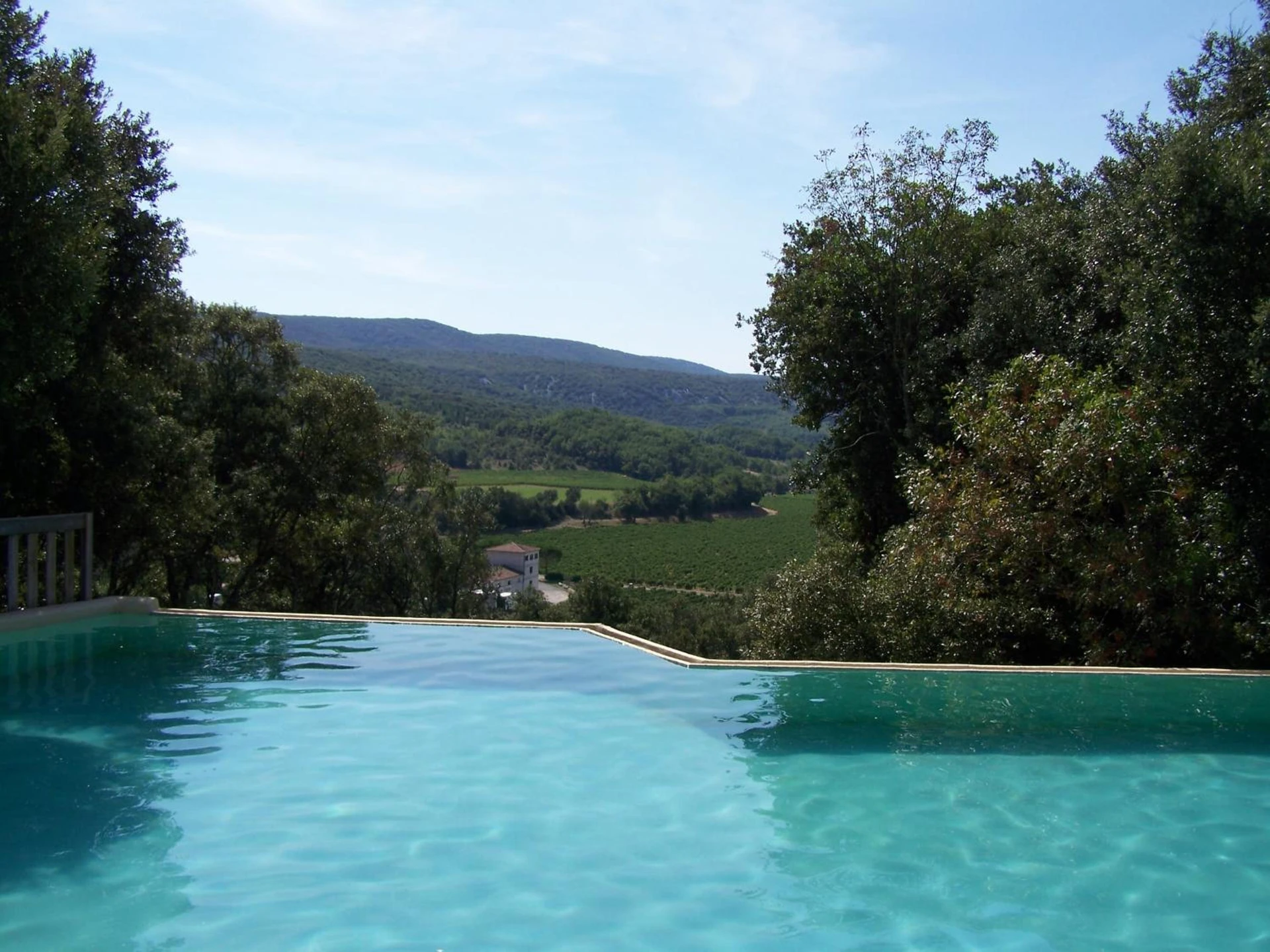 Salle de séminaire à Camping Ibie - Organiser un événement professionnel à Lagorce