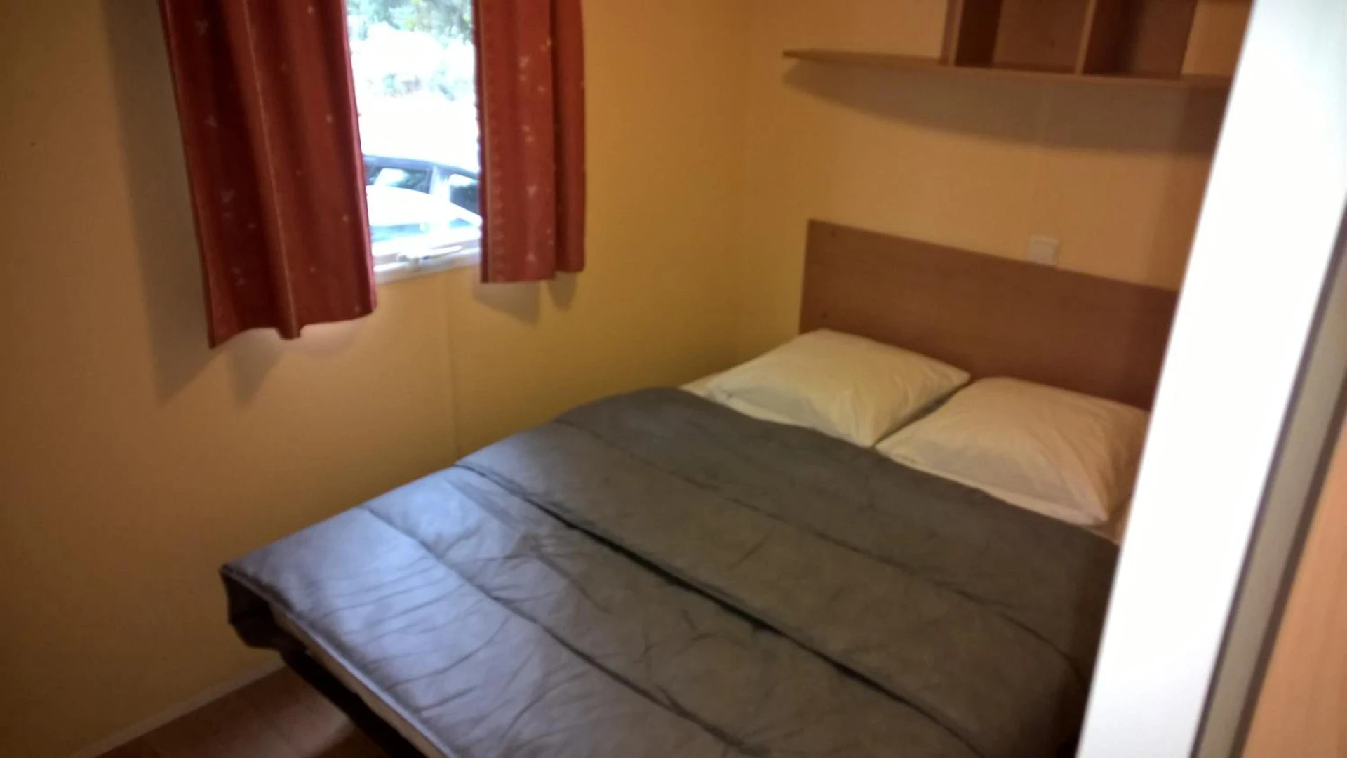 Chambre disponible pour un séminaire d'entreprise à Camping Ibie - Lagorce