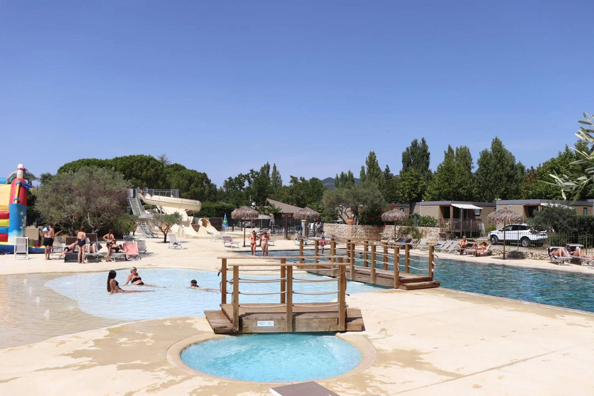Organiser un séminaire d'entreprise : Camping International d'Aups à aups