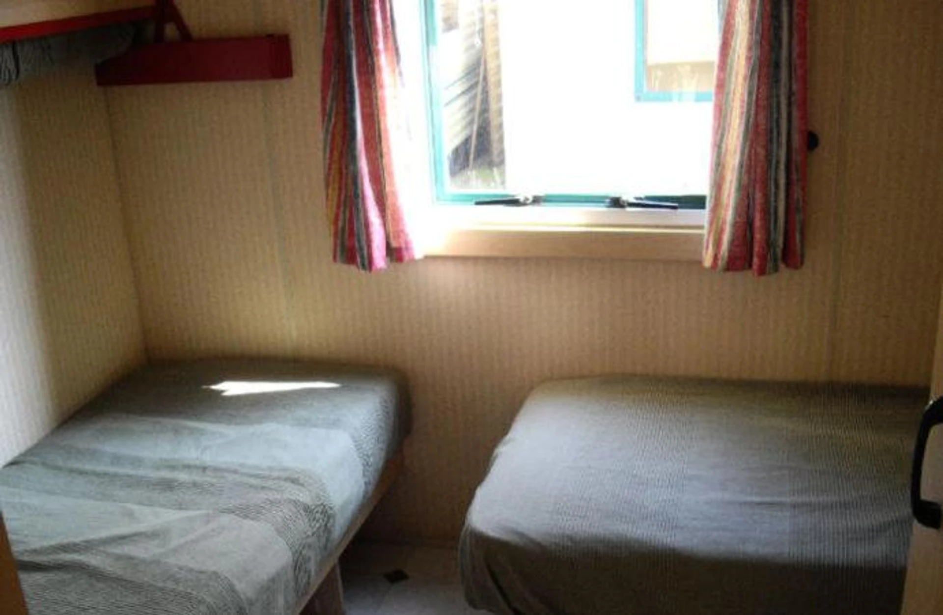Chambre disponible pour un séminaire d'entreprise à Camping L'Orée des Cévennes - Saint-Jean-de-Valériscle