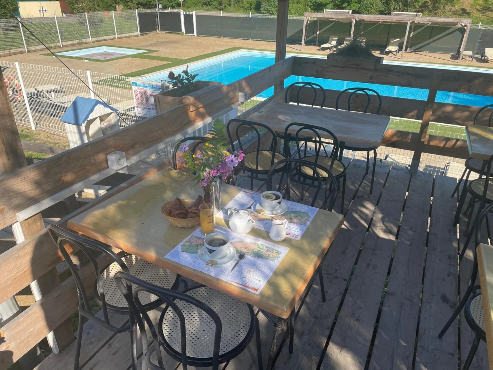 Lieu convivial pour un séminaire d'entreprise à Camping La Bernede - Rennes-les-Bains - En savoir plus 