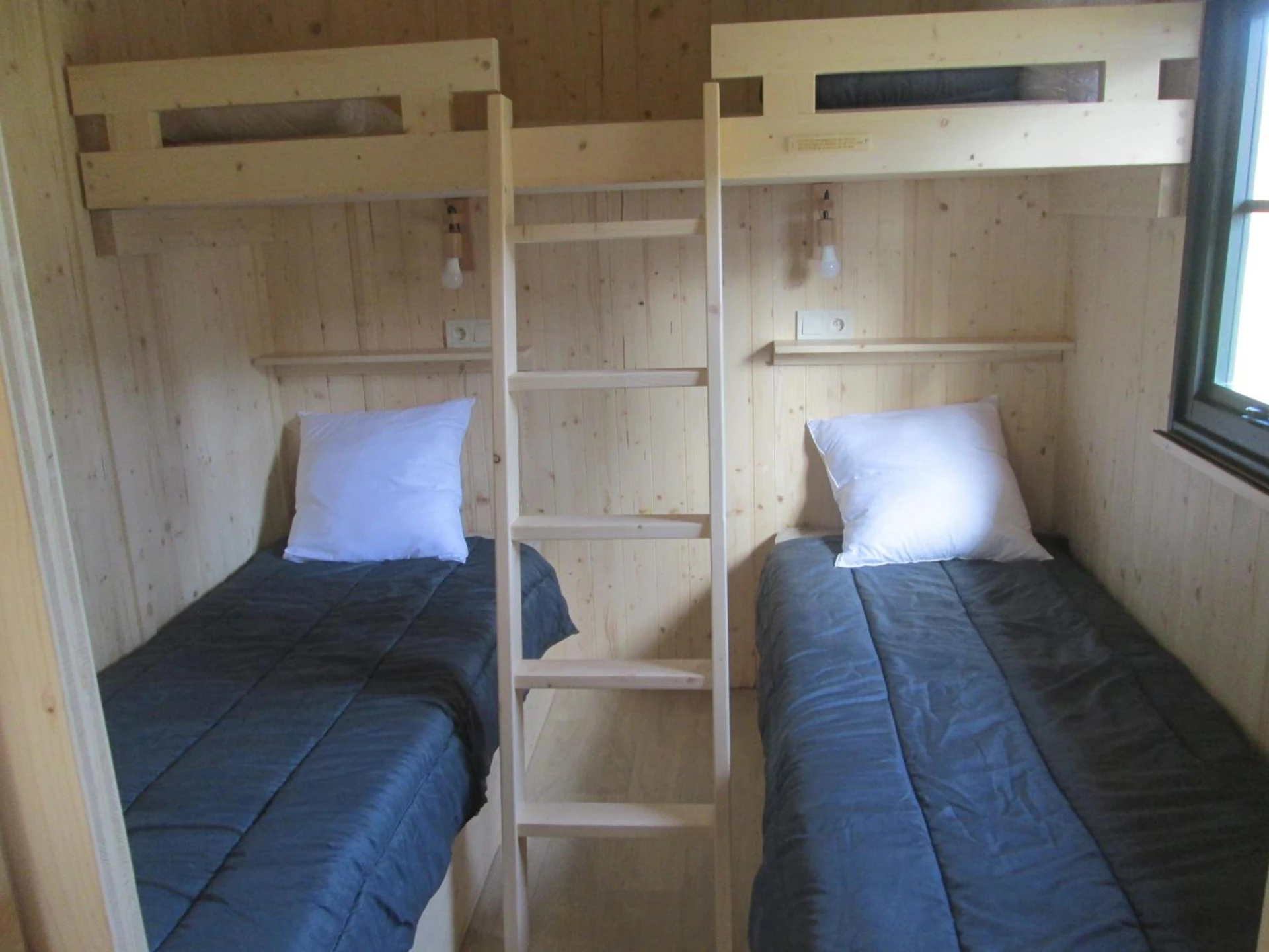 Chambre disponible pour un séminaire d'entreprise à Camping la Borie Basse - Condat
